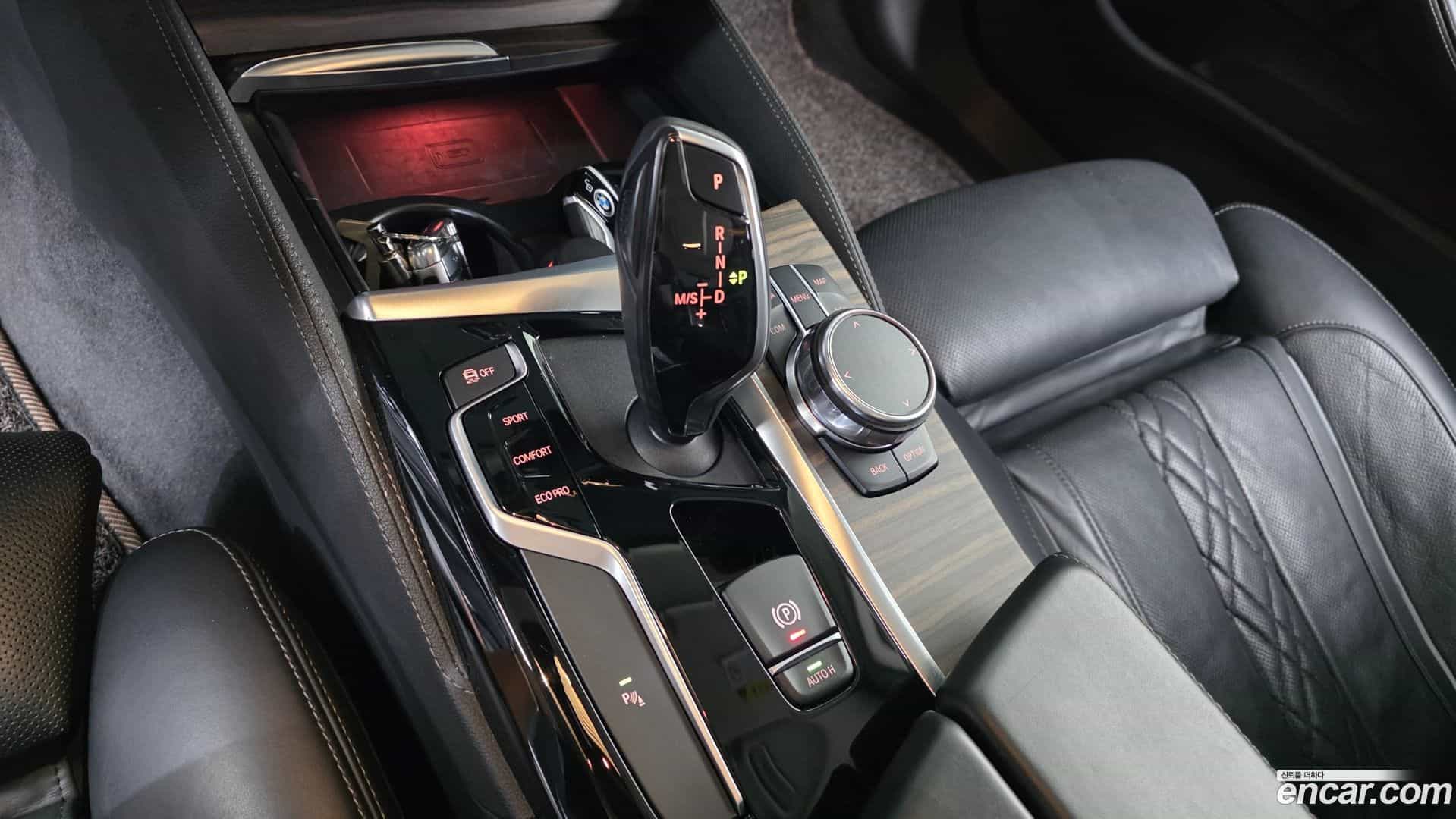 5-Series BMW 2019.5-INNER-009