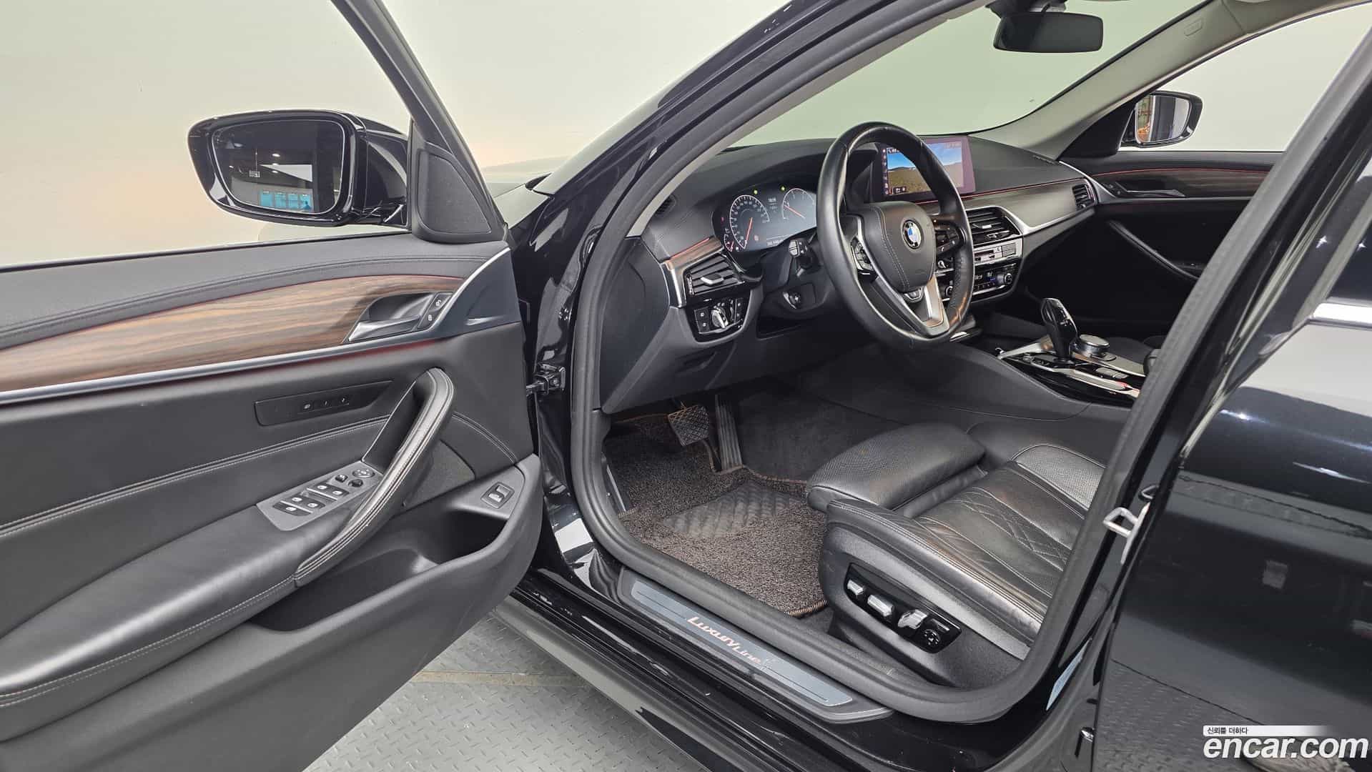 5-Series BMW 2019.5-INNER-010