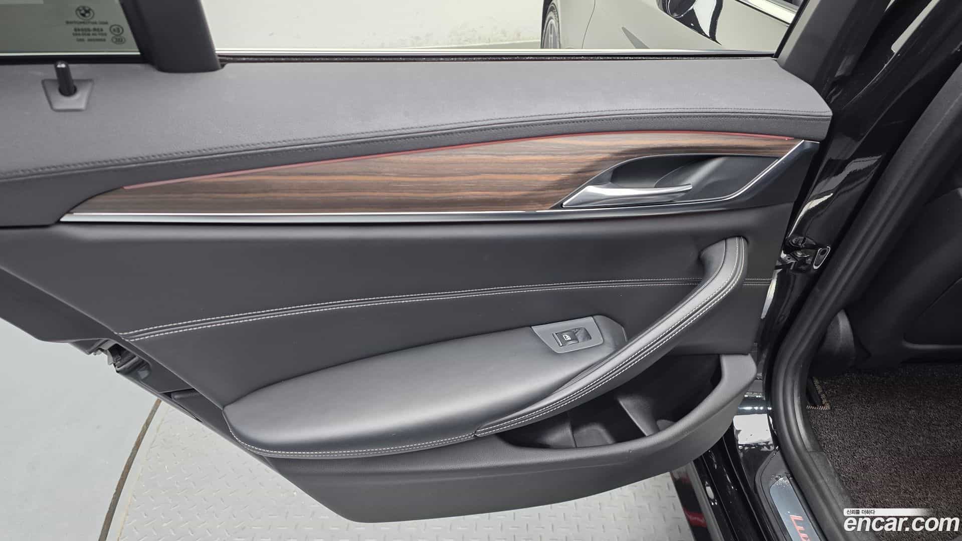5-Series BMW 2019.5-INNER-035