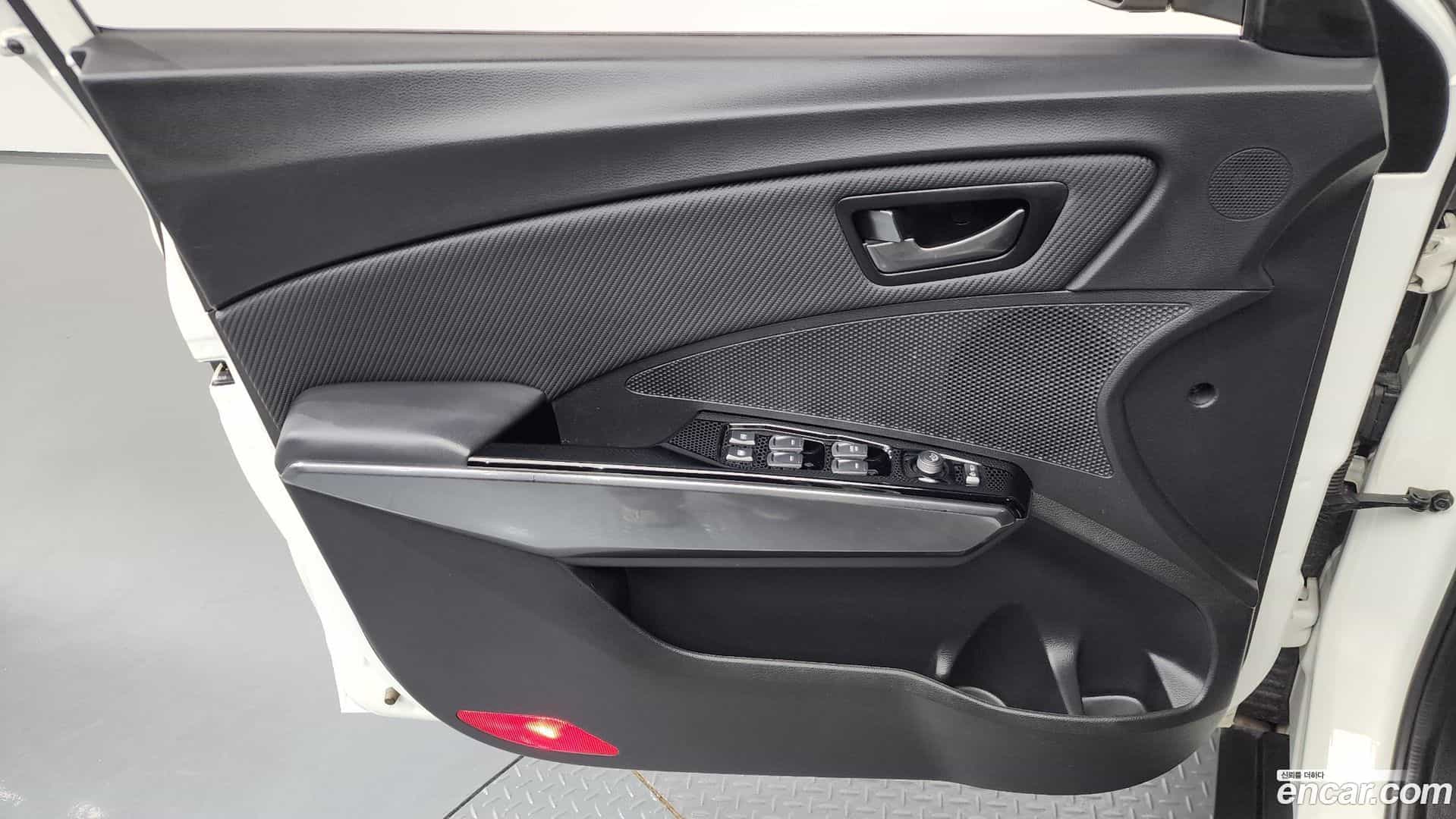 TIBOLI KG Mobility 2021.1-INNER-034