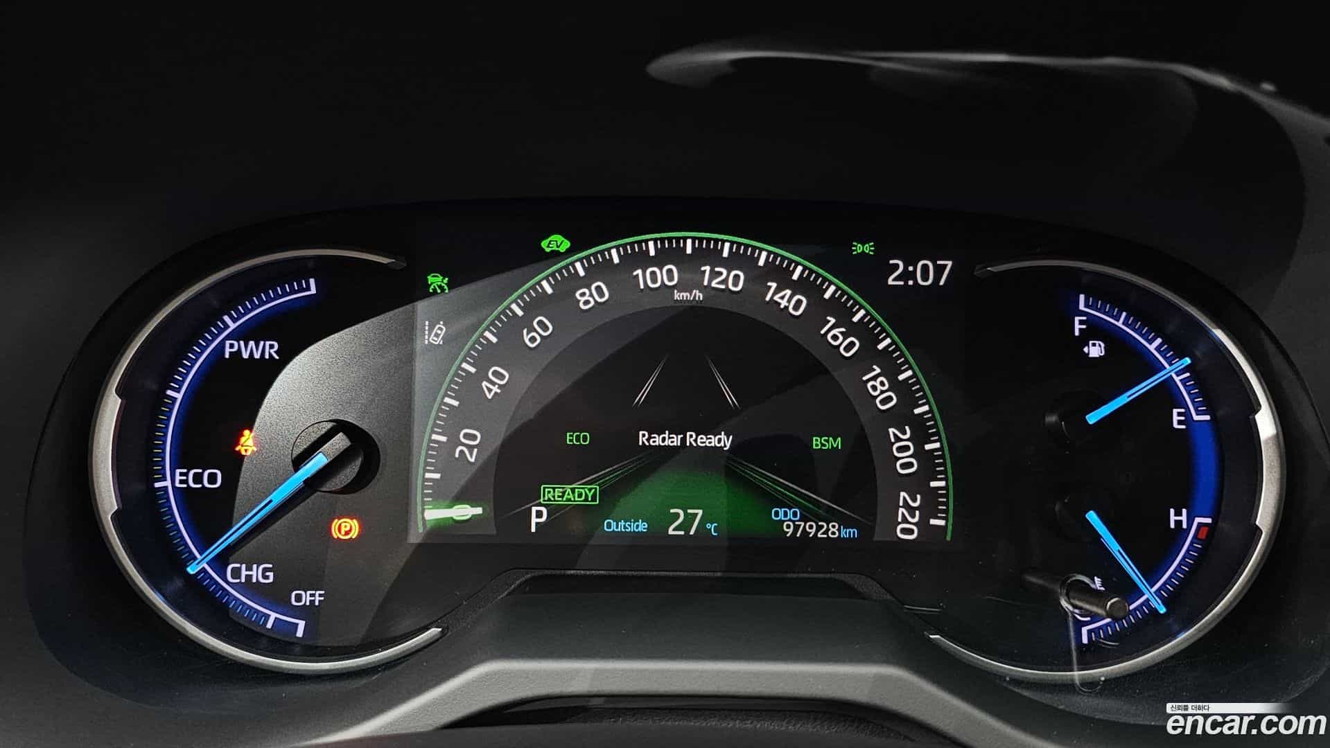 RAV4 Toyota 2019.5-INNER-008