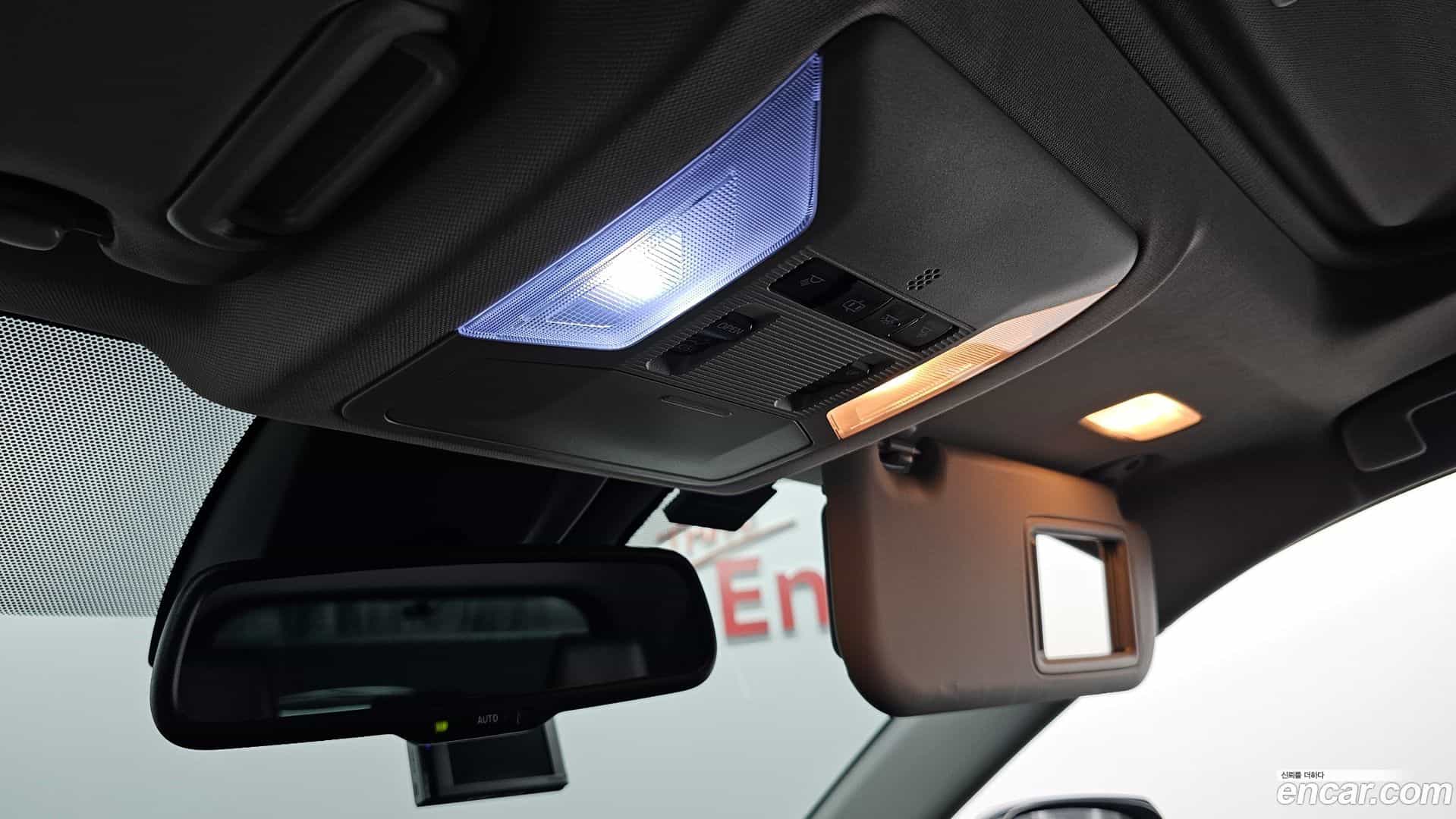 RAV4 Toyota 2019.5-OPTION-041