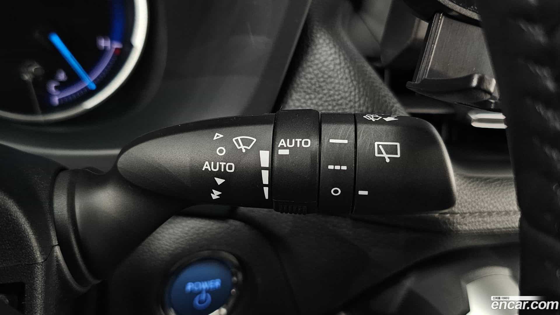 RAV4 Toyota 2019.5-OPTION-043