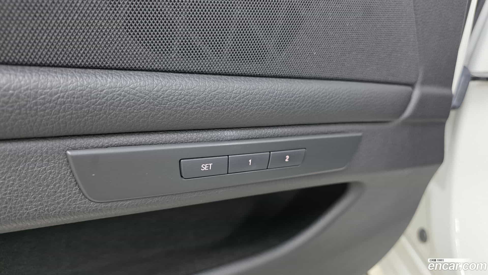 5-Series BMW 2015.4-OPTION-020
