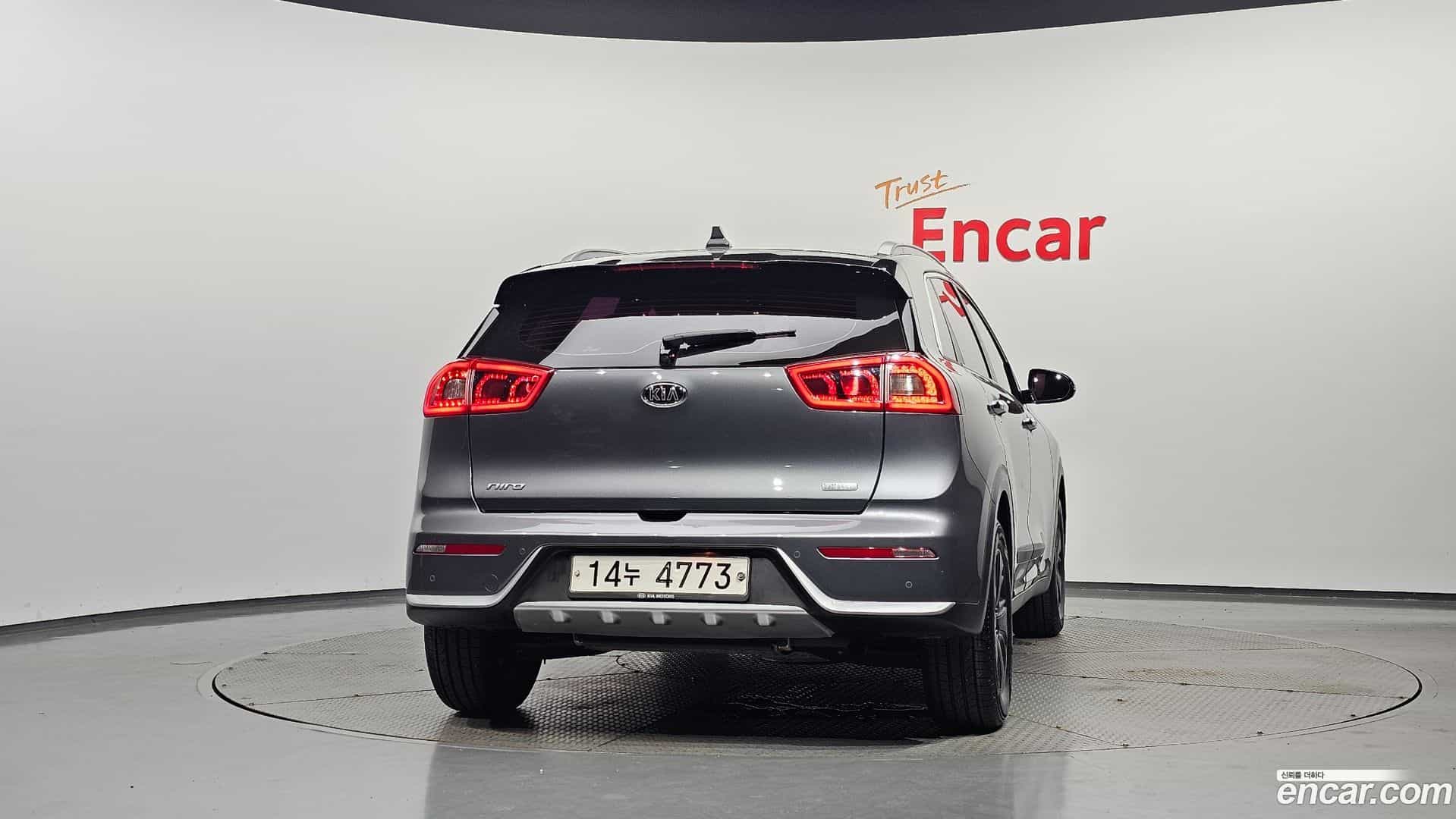 Niro Kia 2017.4-OUTER-004
