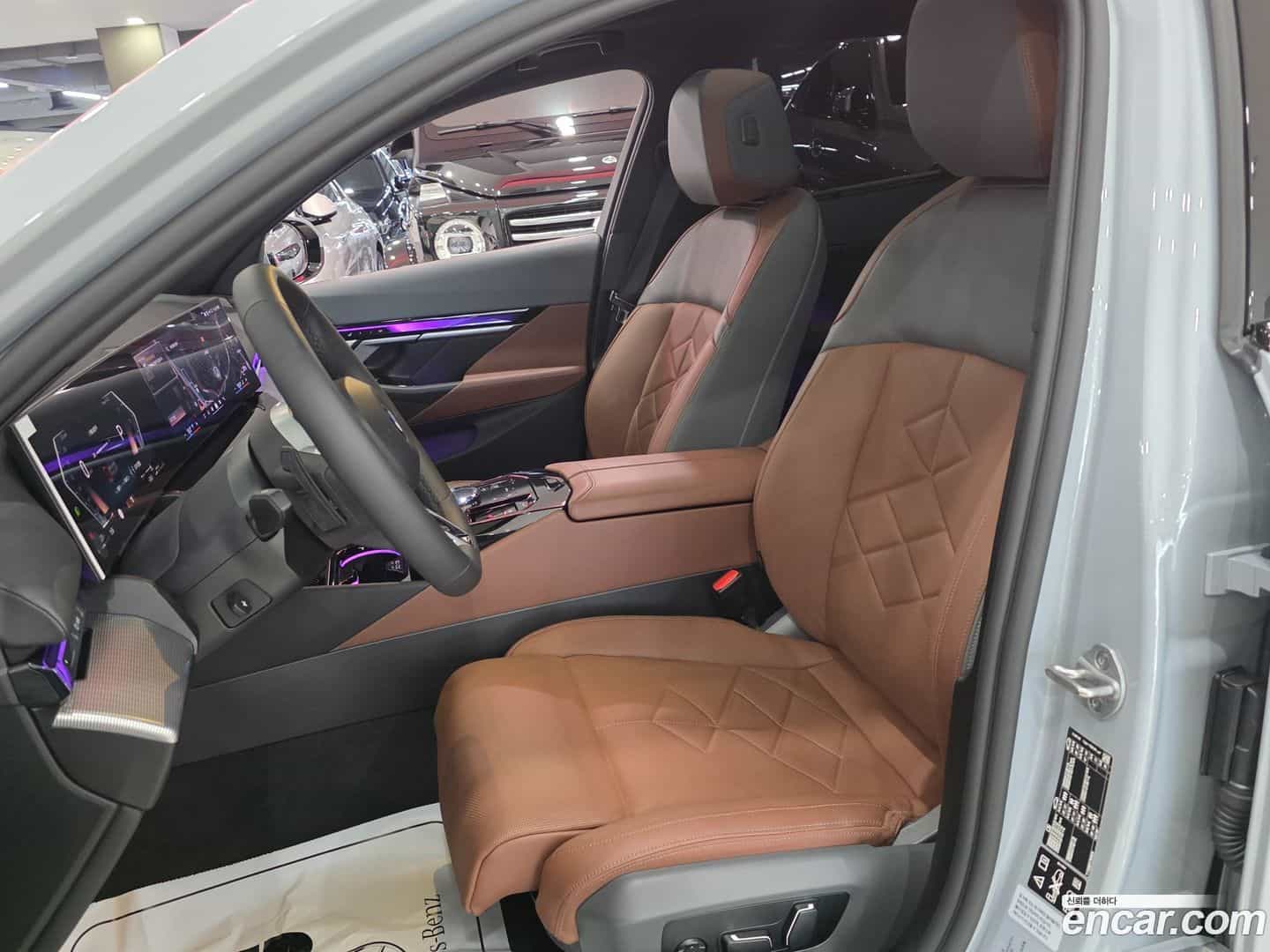 5-Series BMW 2025.11-INNER-010