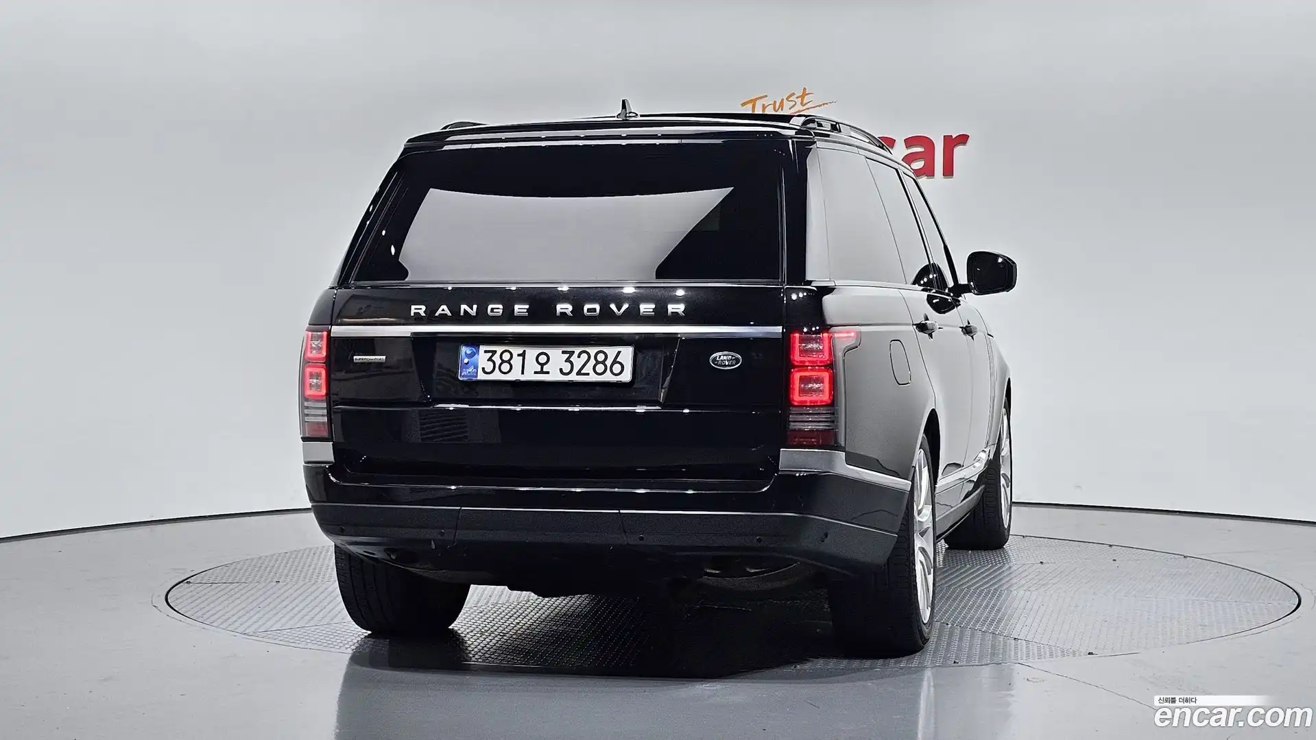 Range Rover Land Rover 2016.11-OUTER-004