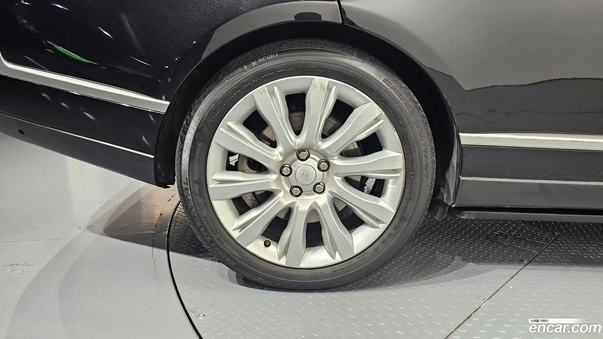 Range Rover Land Rover 2016.11-OUTER-005