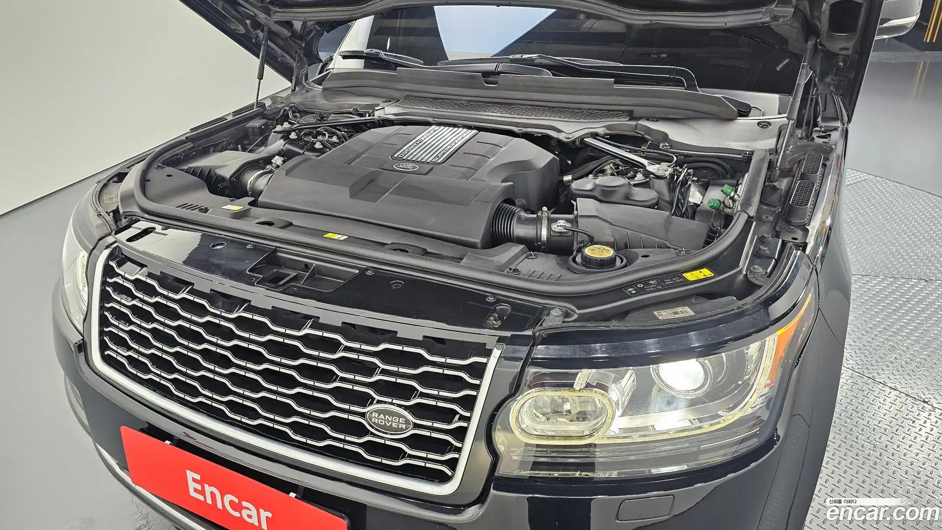 Range Rover Land Rover 2016.11-OUTER-006