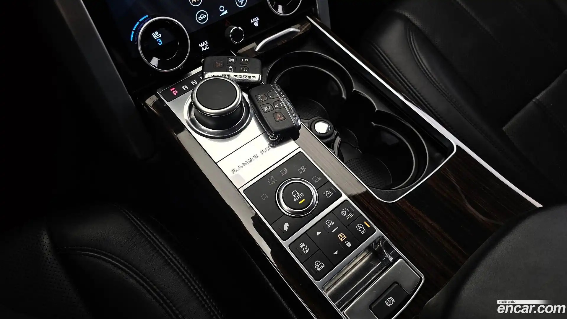 Range Rover Land Rover 2016.11-INNER-009