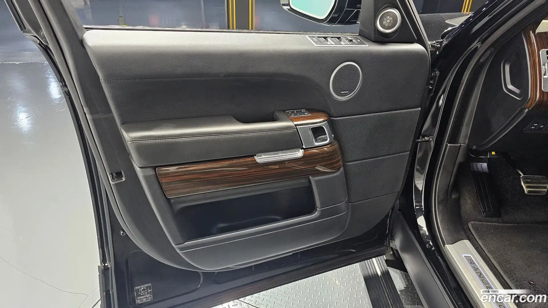 Range Rover Land Rover 2016.11-INNER-034