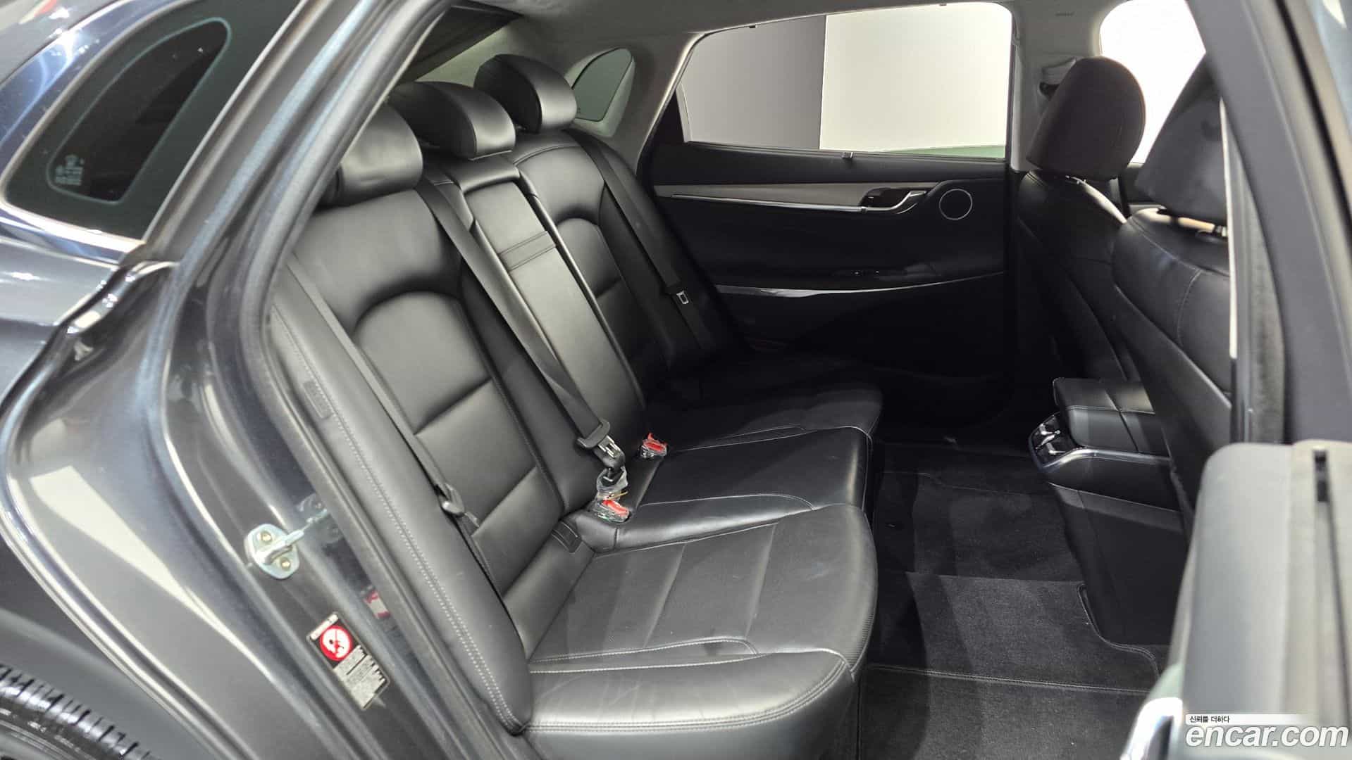 Grandeur Hyundai 2020.2-OPTION-015