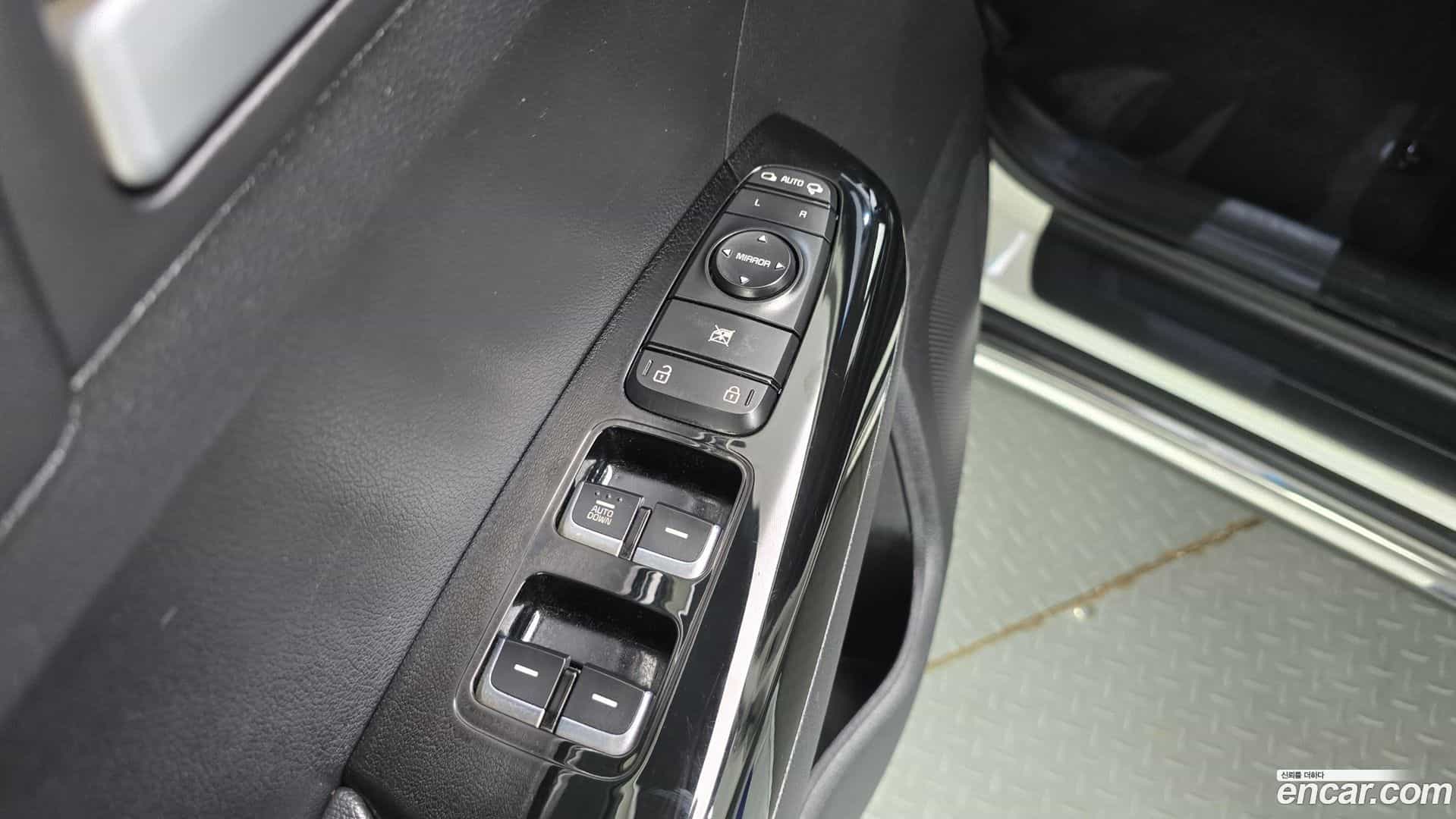 Sportage Kia 2017.7-OPTION-040