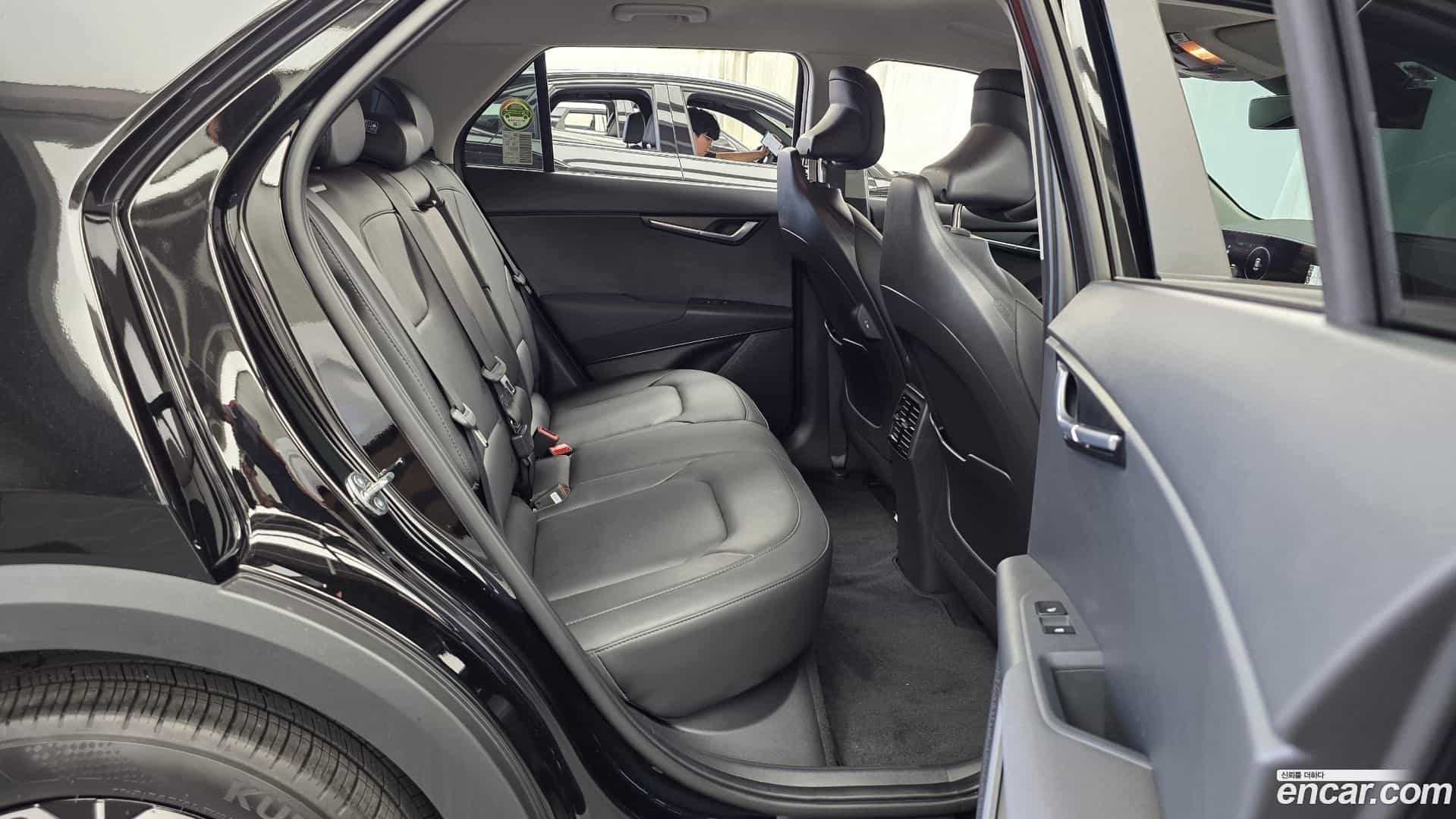 Niro Kia 2023.4-OPTION-016