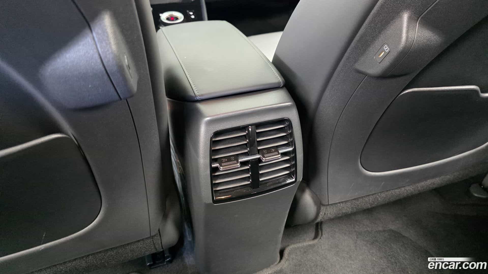 Niro Kia 2023.4-OPTION-045