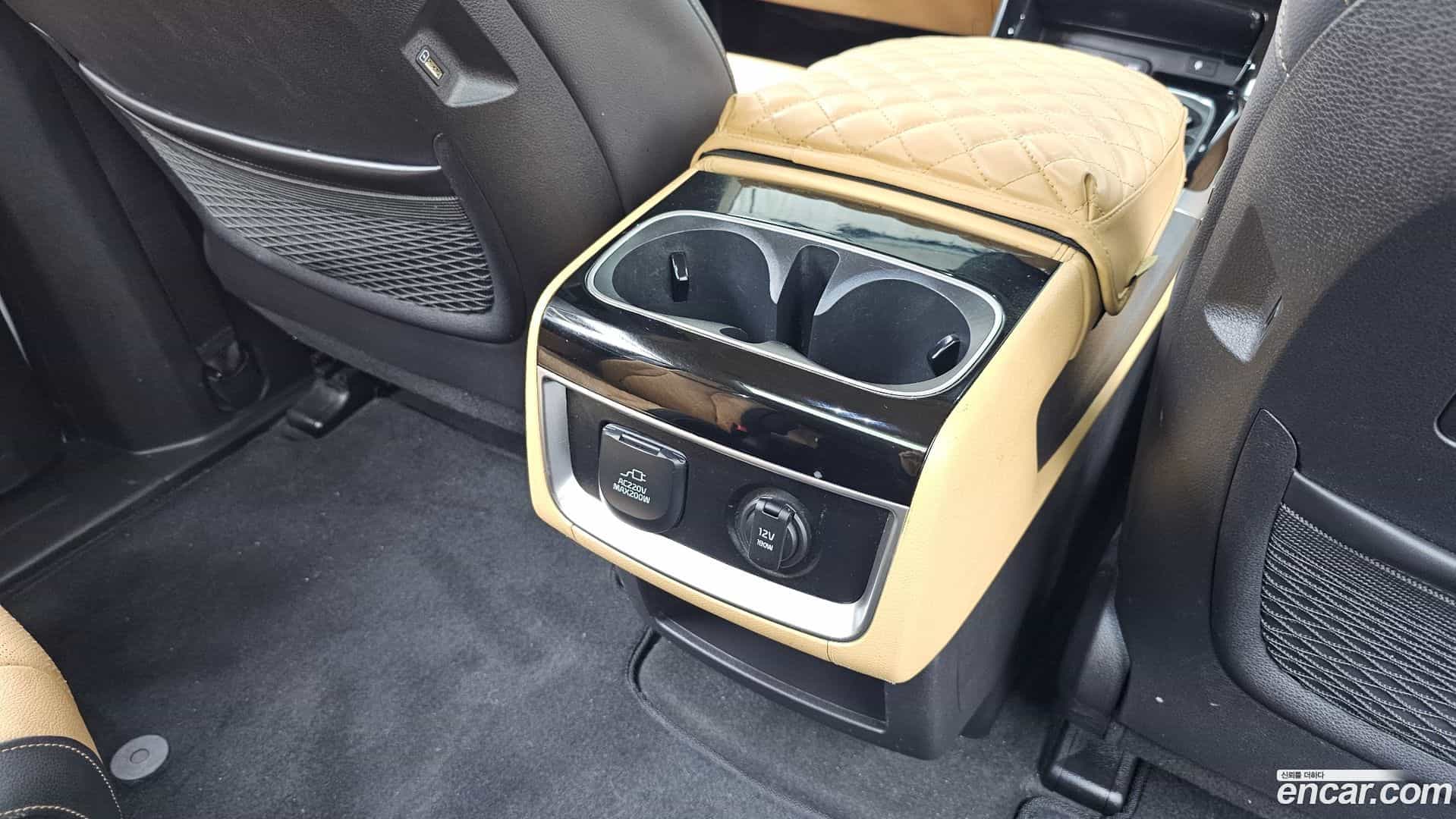 Canival Kia 2022.9-OPTION-045