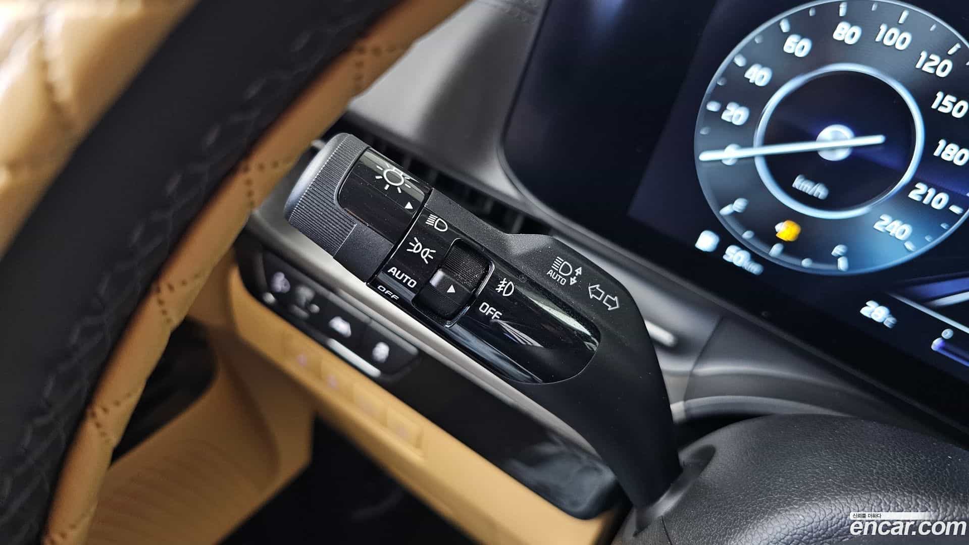 Canival Kia 2022.9-OPTION-048