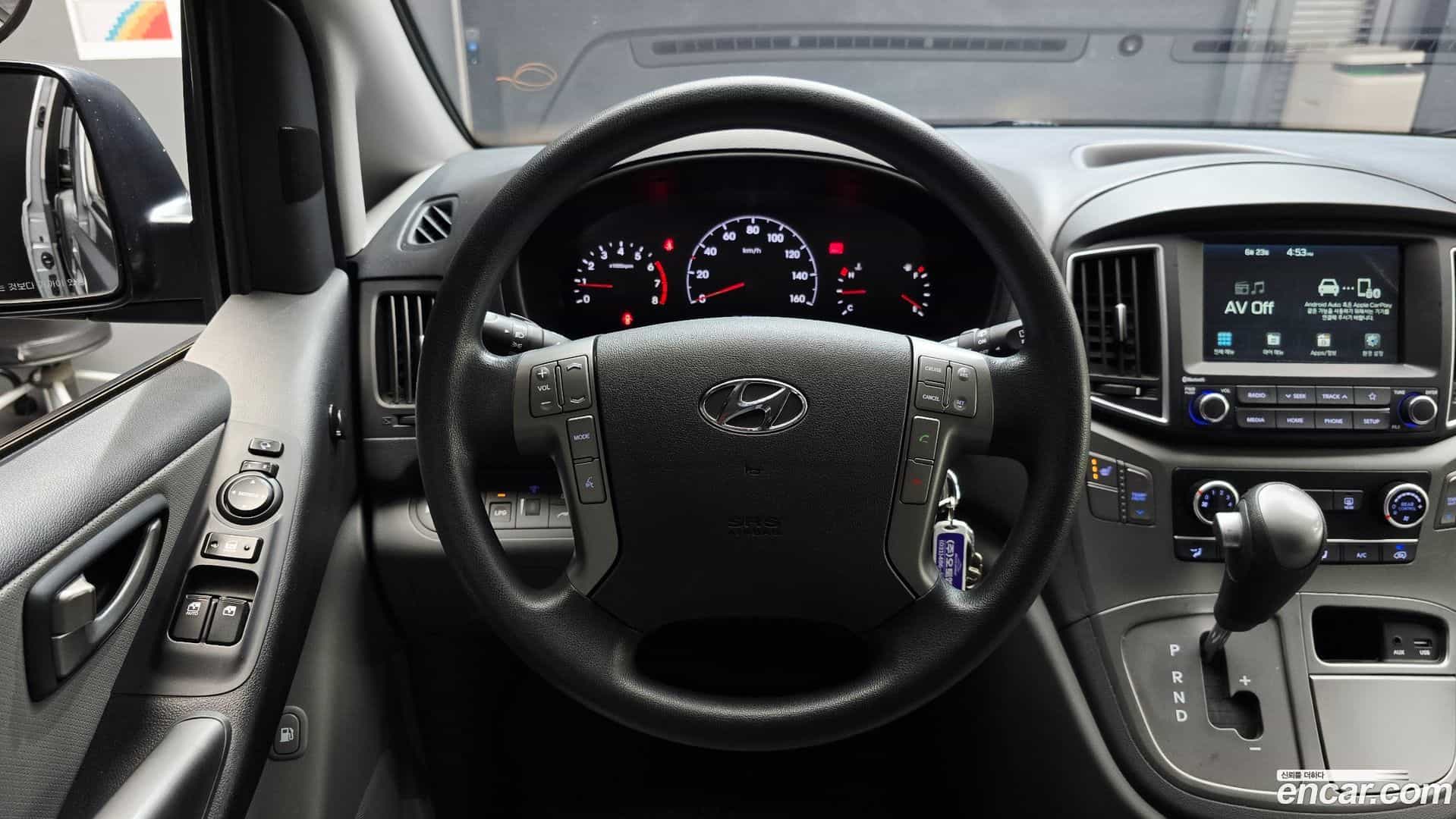Starex Hyundai 2019.9-OPTION-017