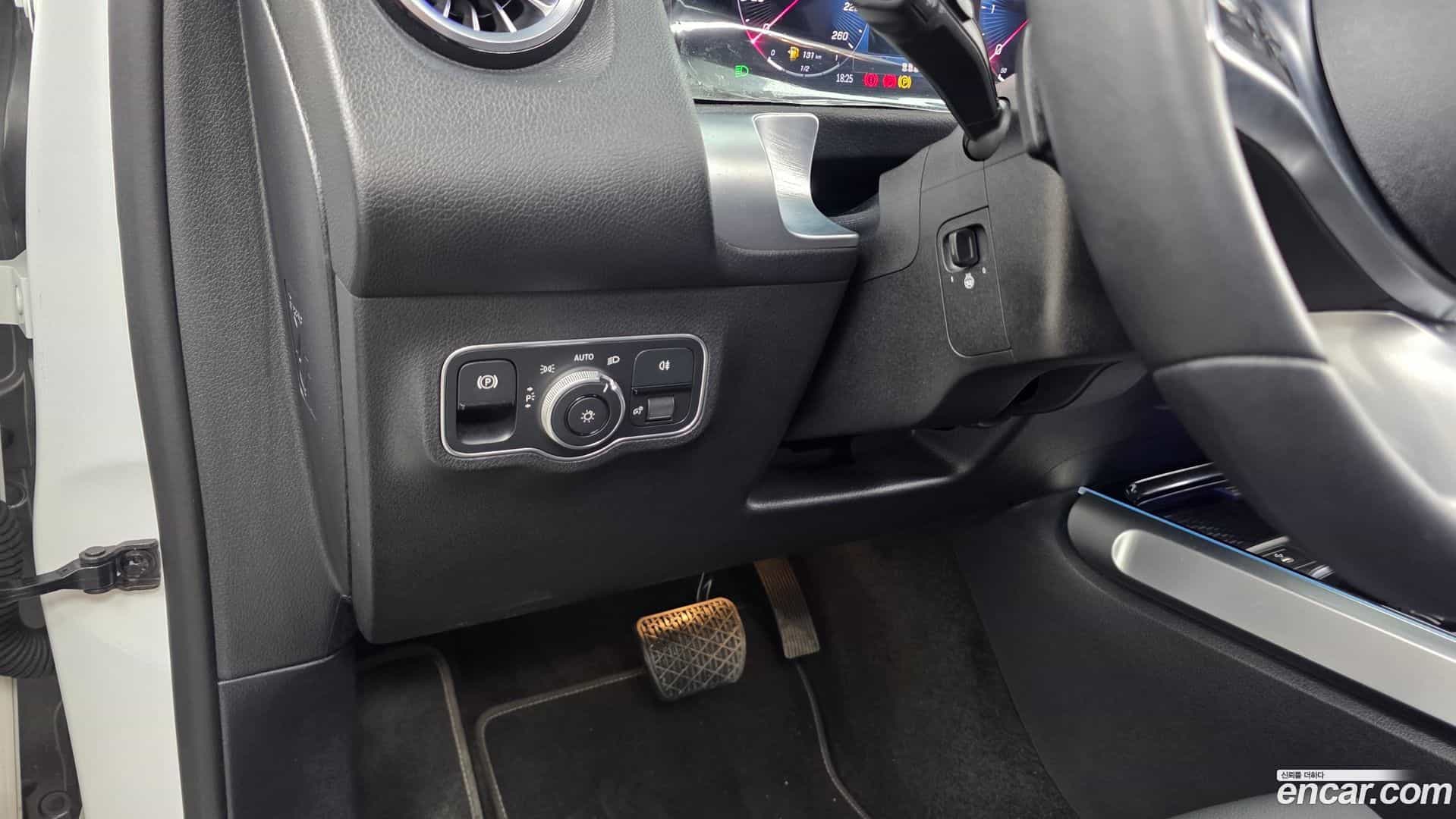 GLB-Class Mercedes-Benz 2024.5-OPTION-020