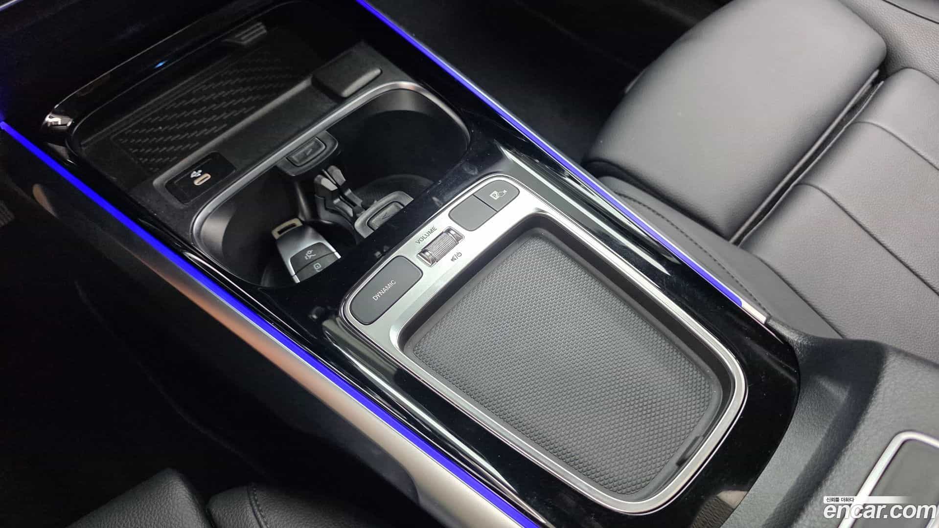 GLB-Class Mercedes-Benz 2024.5-OPTION-021