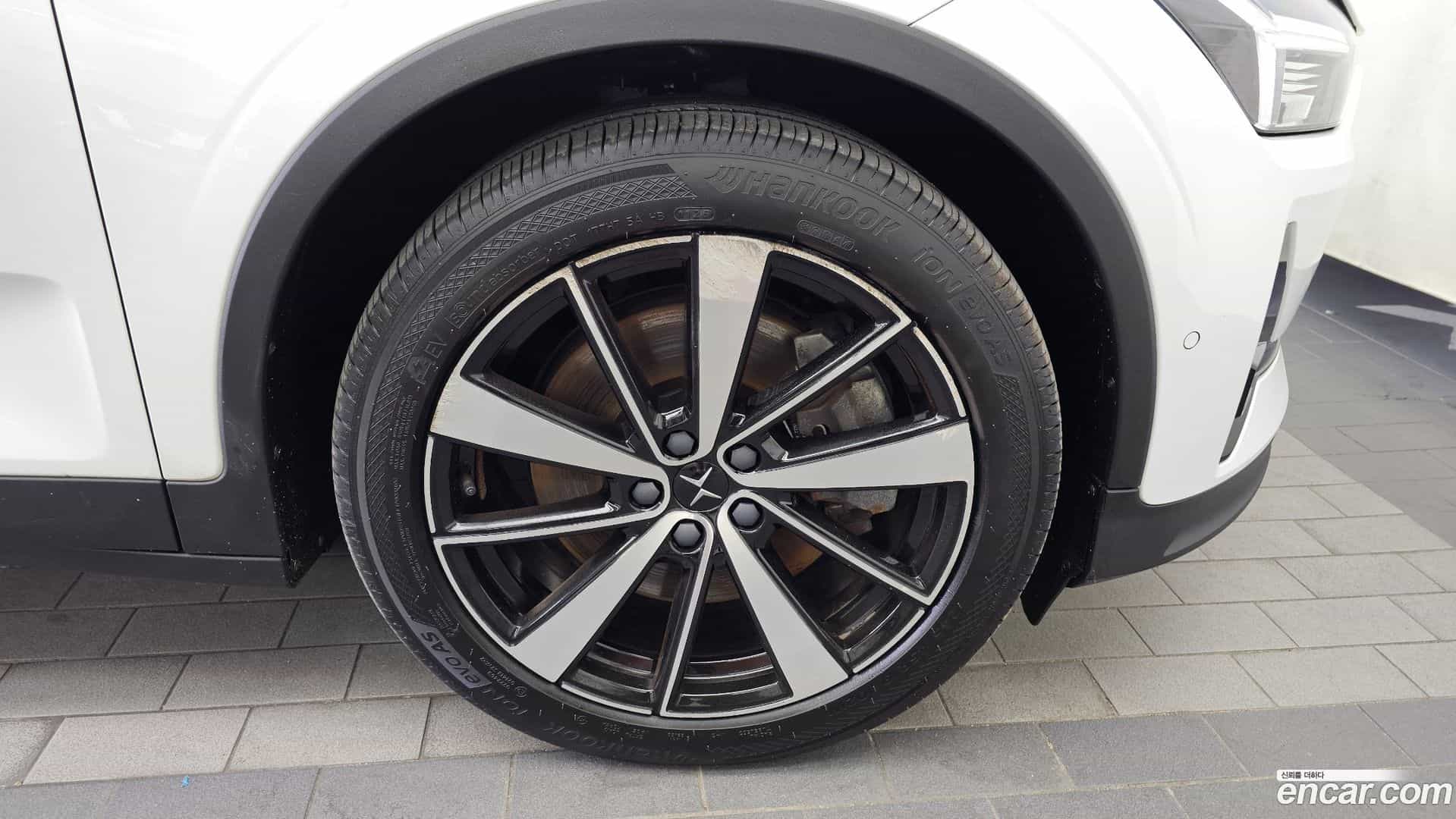 Polestar 2 Polestar 2022.4-OUTER-031