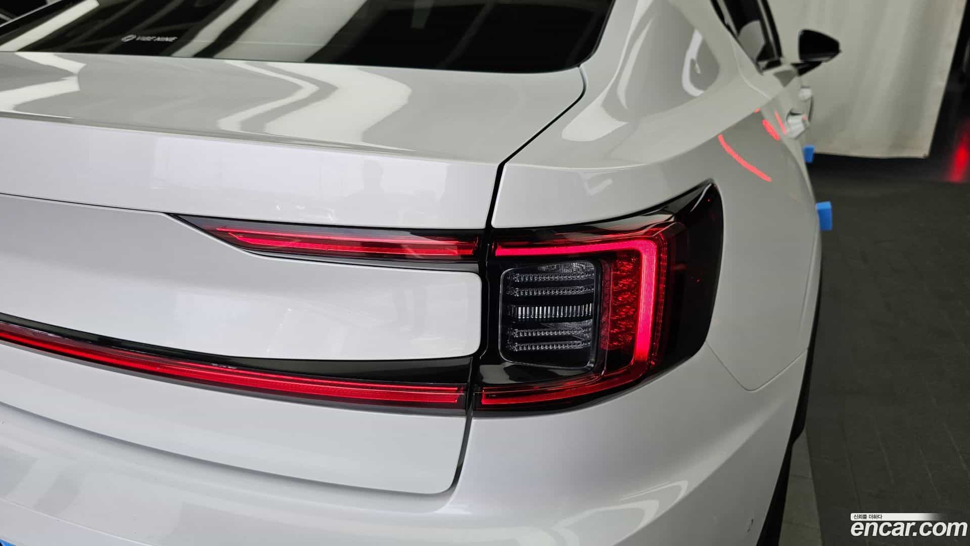 Polestar 2 Polestar 2022.4-OUTER-033