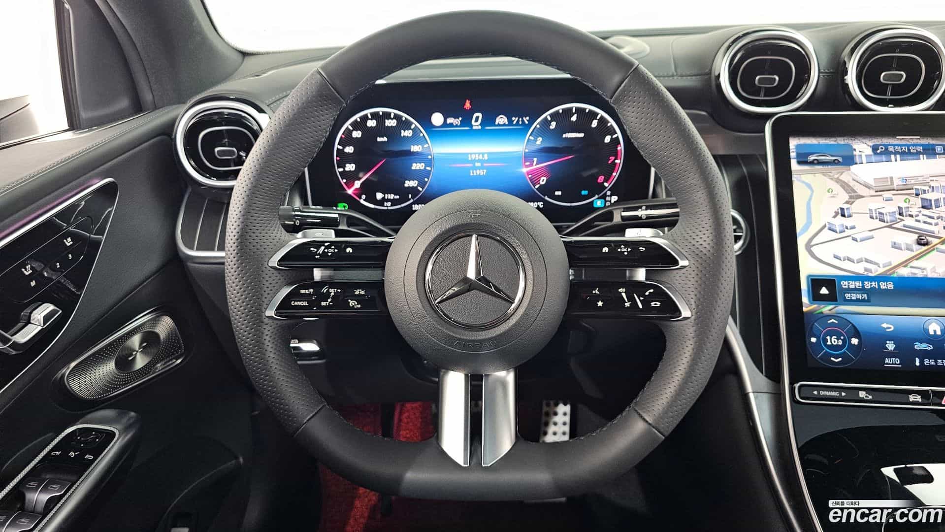 GLC-Class Mercedes-Benz 2024.5-OPTION-017