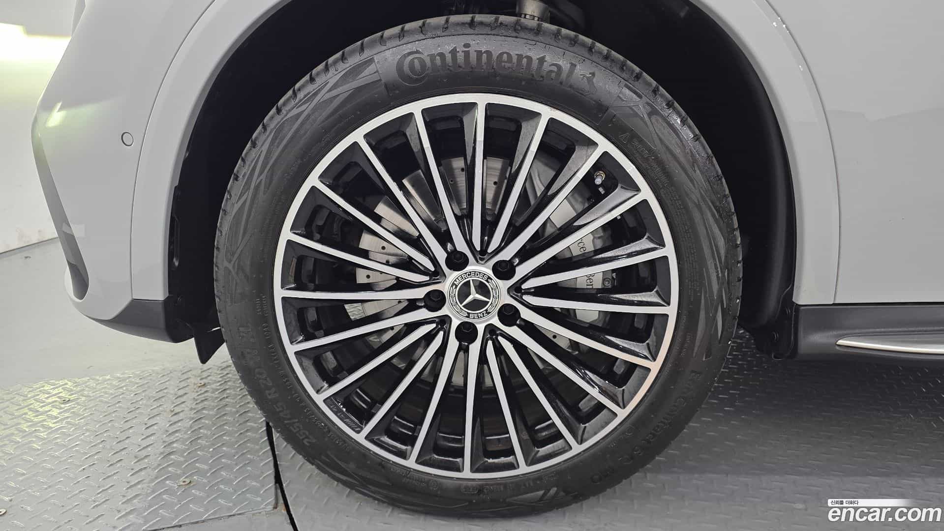 GLC-Class Mercedes-Benz 2025.5-OUTER-005