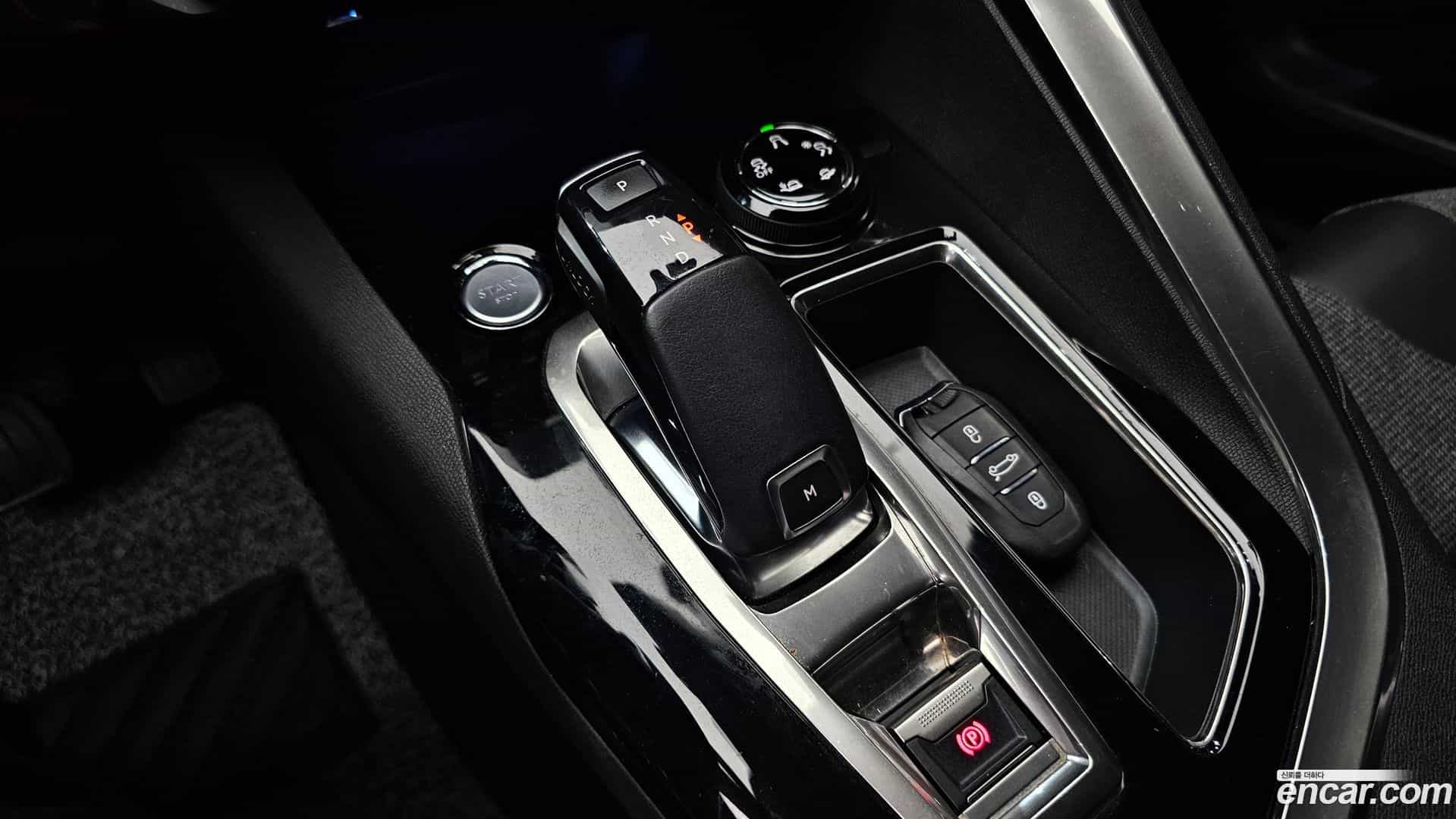 5008 Peugeot 2017.11-INNER-009