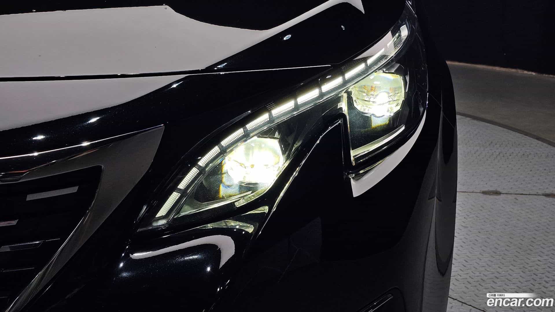 5008 Peugeot 2017.11-OUTER-032