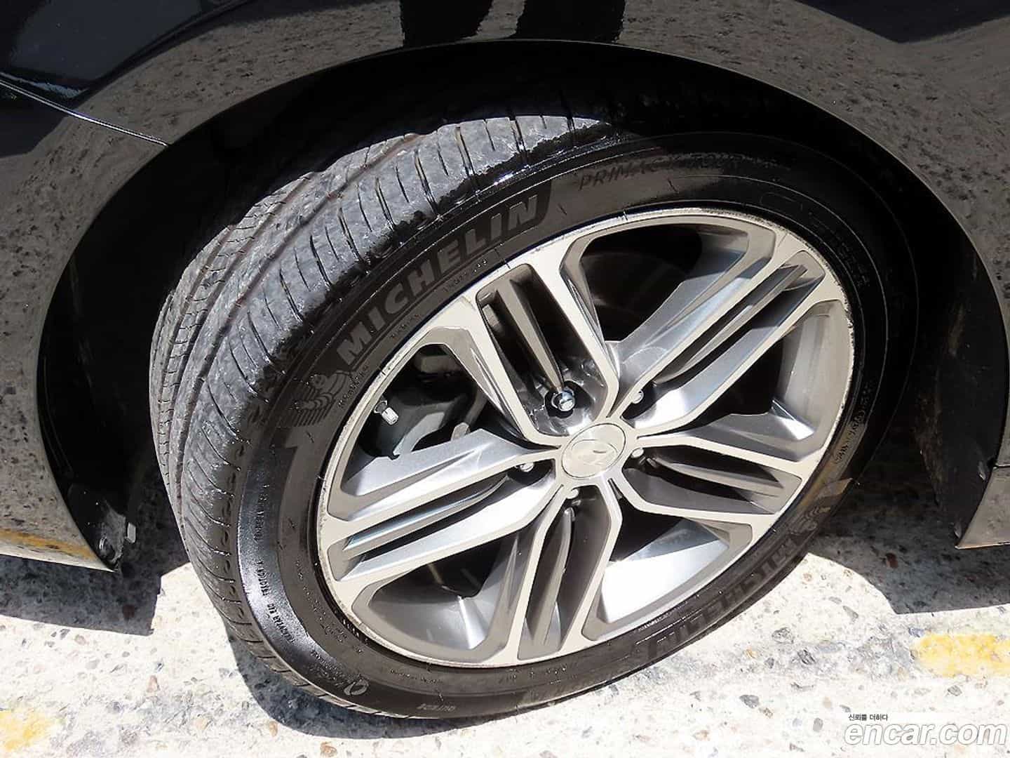 Grandeur Hyundai 2019.7-OPTION-024