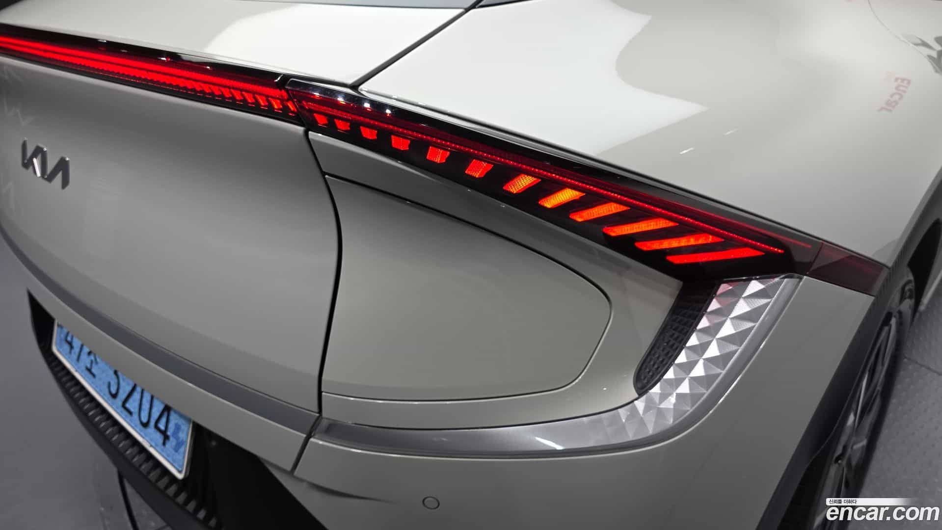 EV6 Kia 2022.1-OUTER-033