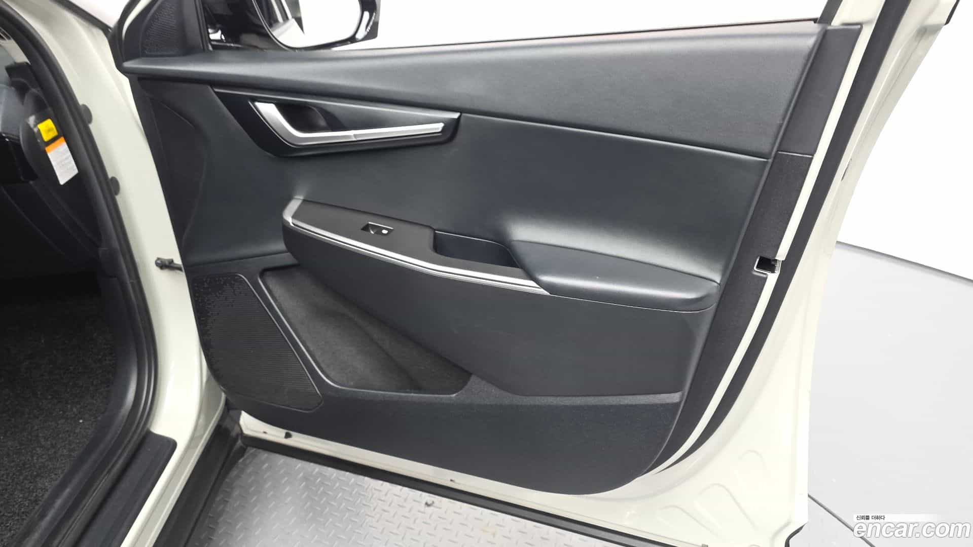 EV6 Kia 2022.1-INNER-034