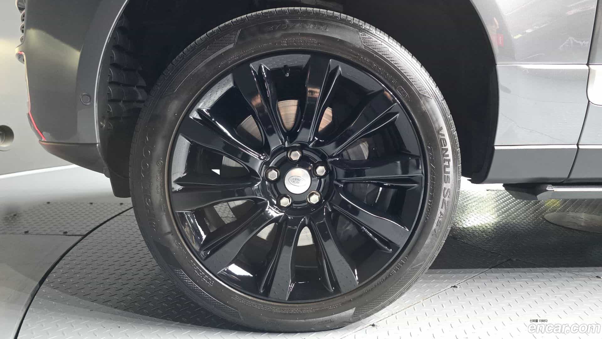 Range Rover Land Rover 2013.10-OUTER-005