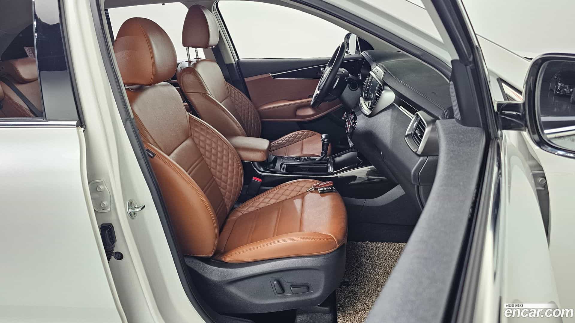 Sorento Kia 2020.2-INNER-036