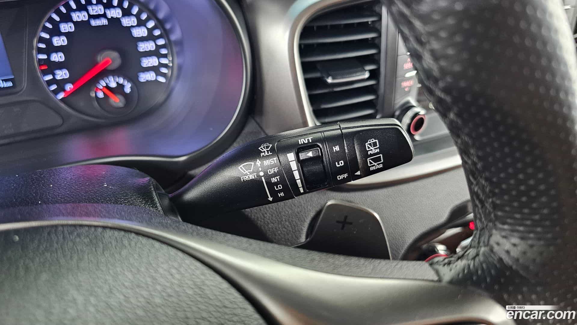 Sorento Kia 2020.2-OPTION-041