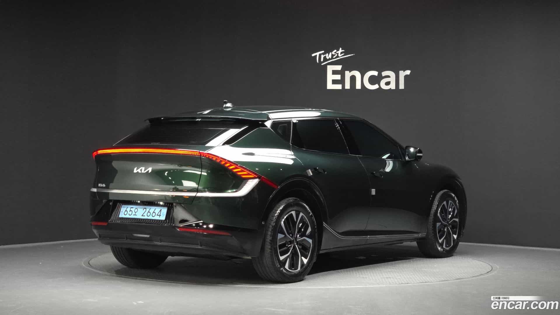 EV6 Kia 2023.8-OUTER-002