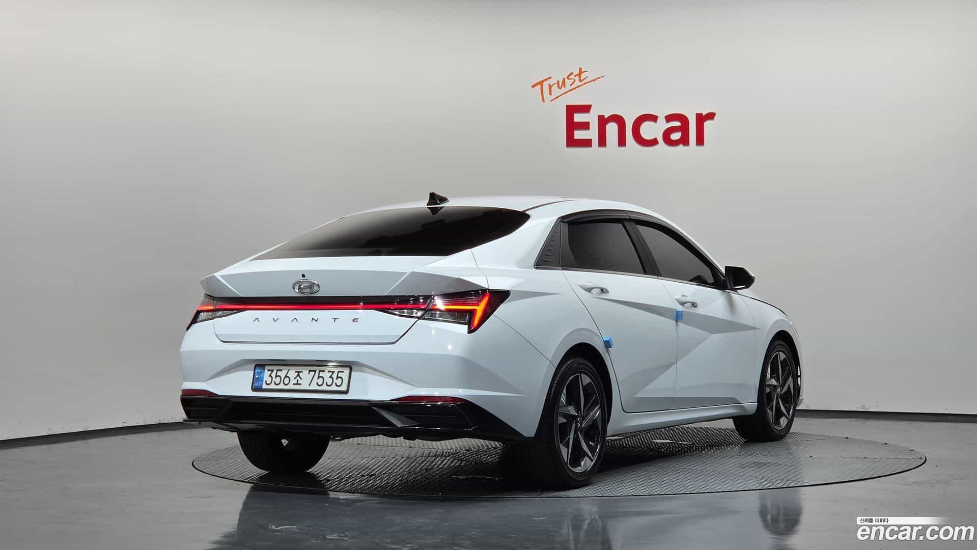 AVANTE Hyundai 2021.9-OUTER-002
