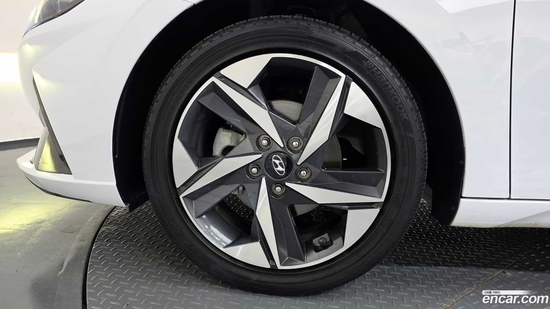 AVANTE Hyundai 2021.9-OUTER-005