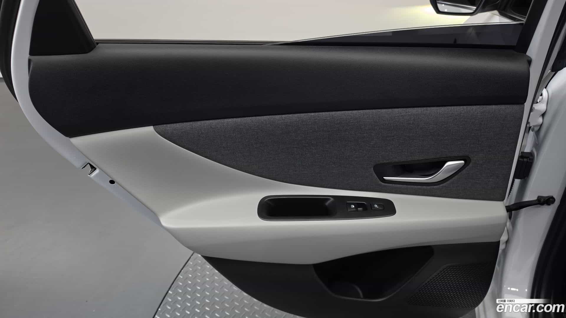 AVANTE Hyundai 2021.9-INNER-035
