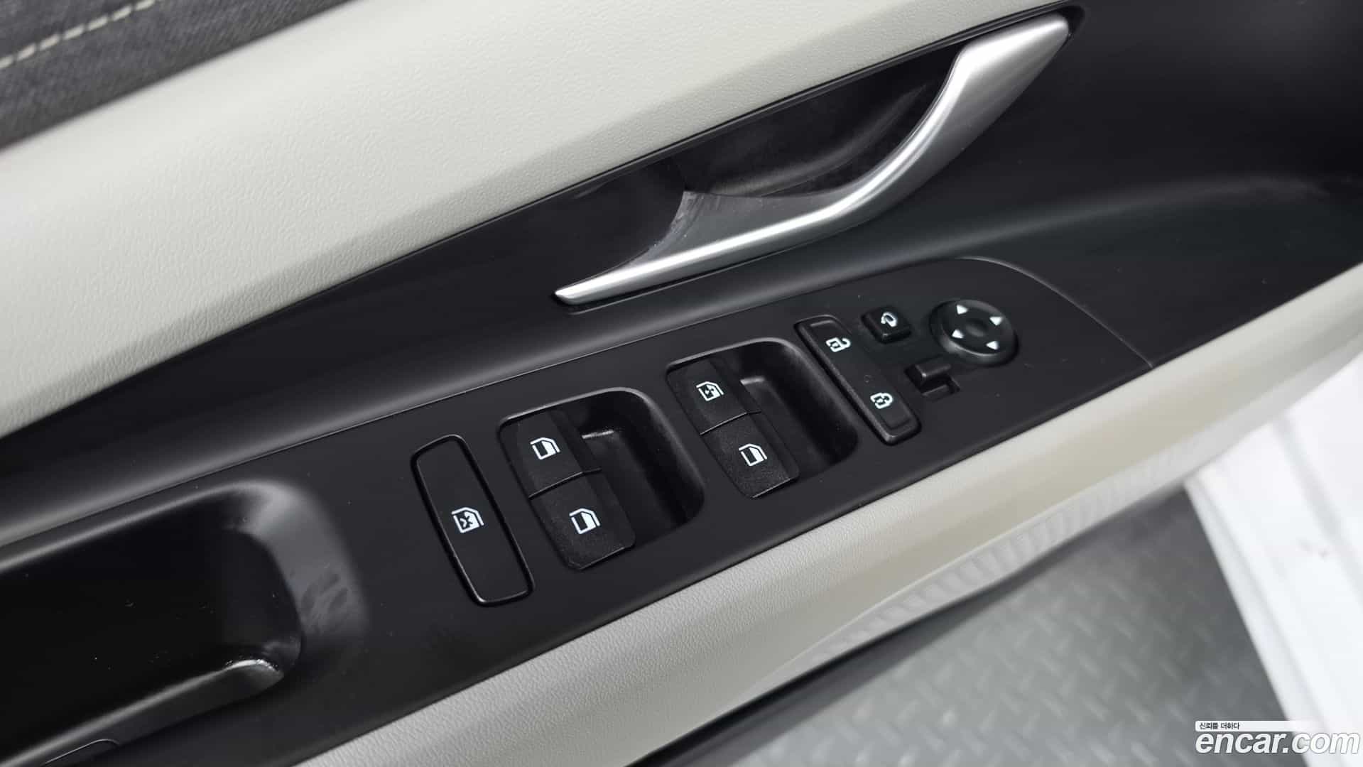AVANTE Hyundai 2021.9-OPTION-040