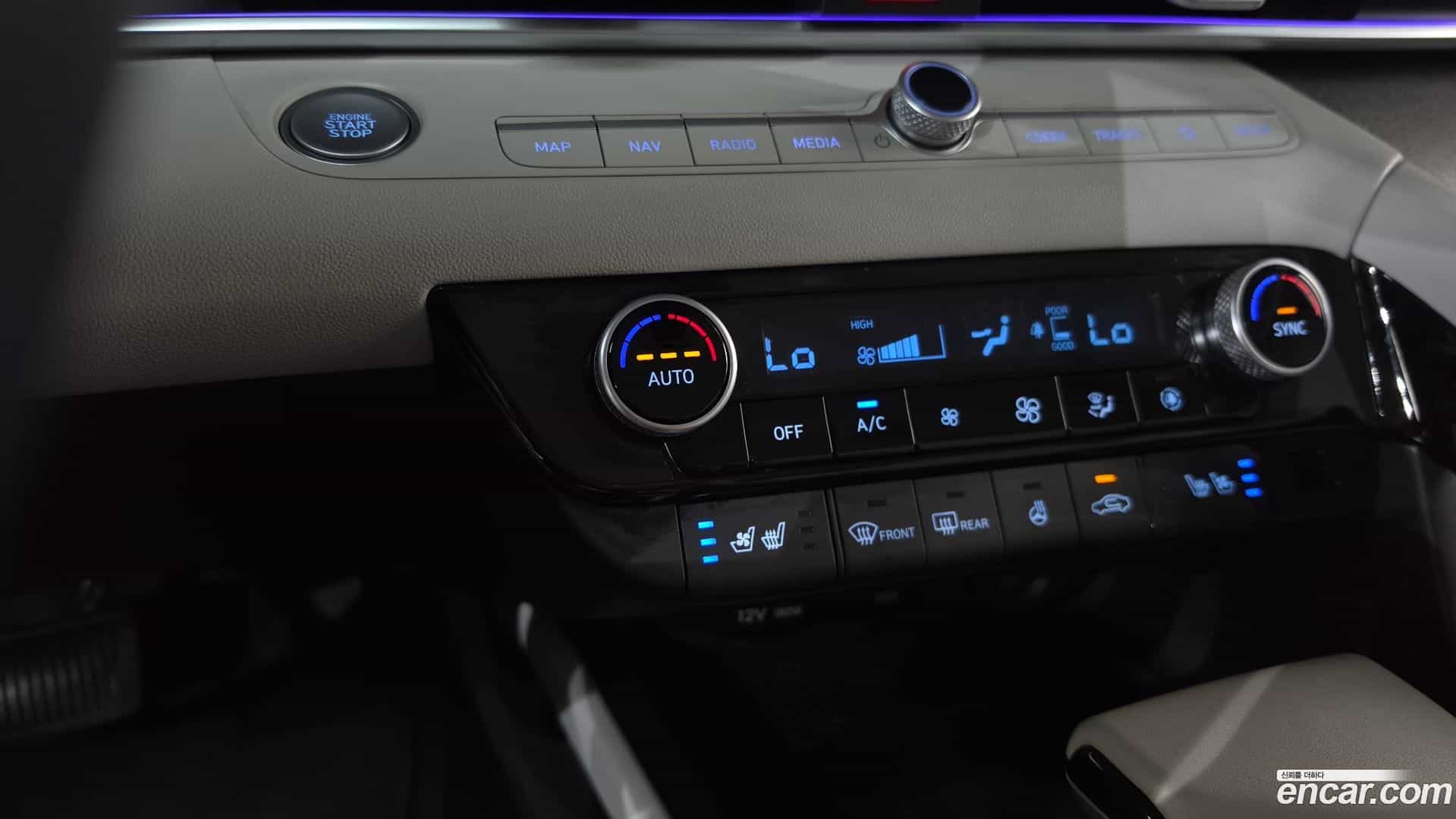 AVANTE Hyundai 2021.9-OPTION-044