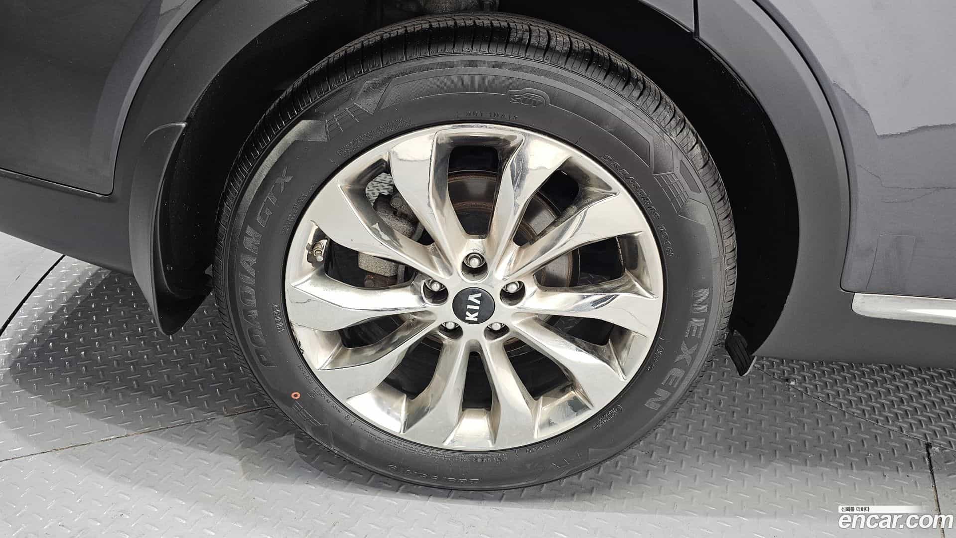 Sorento Kia 2018.1-OUTER-005