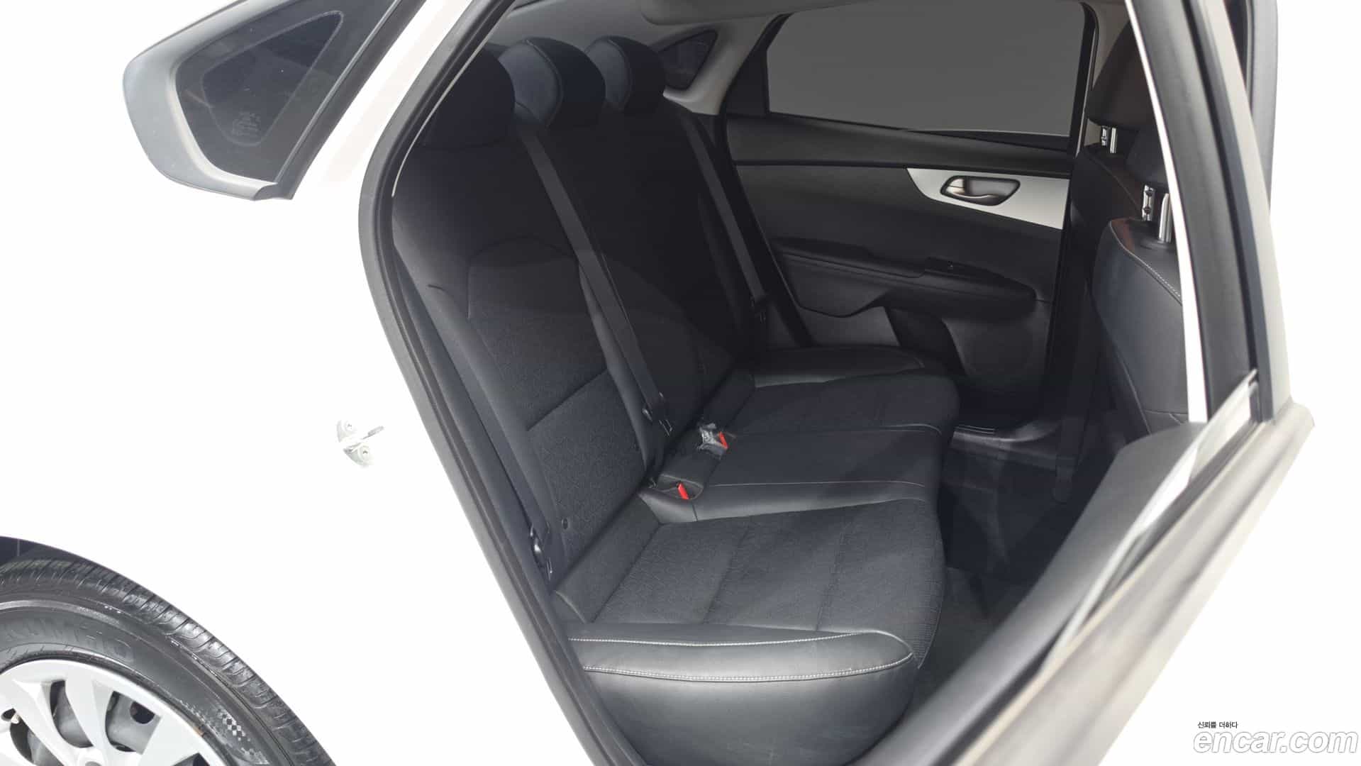K3 Kia 2022.3-OPTION-016