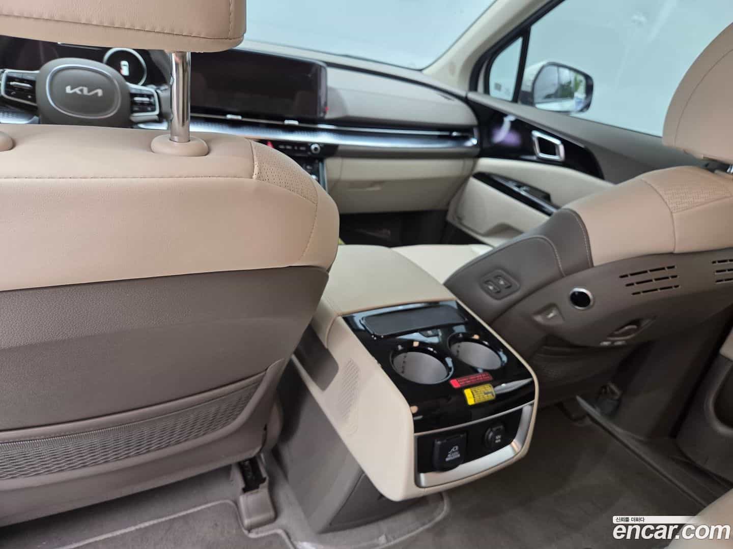 Canival Kia 2023.3-OPTION-016