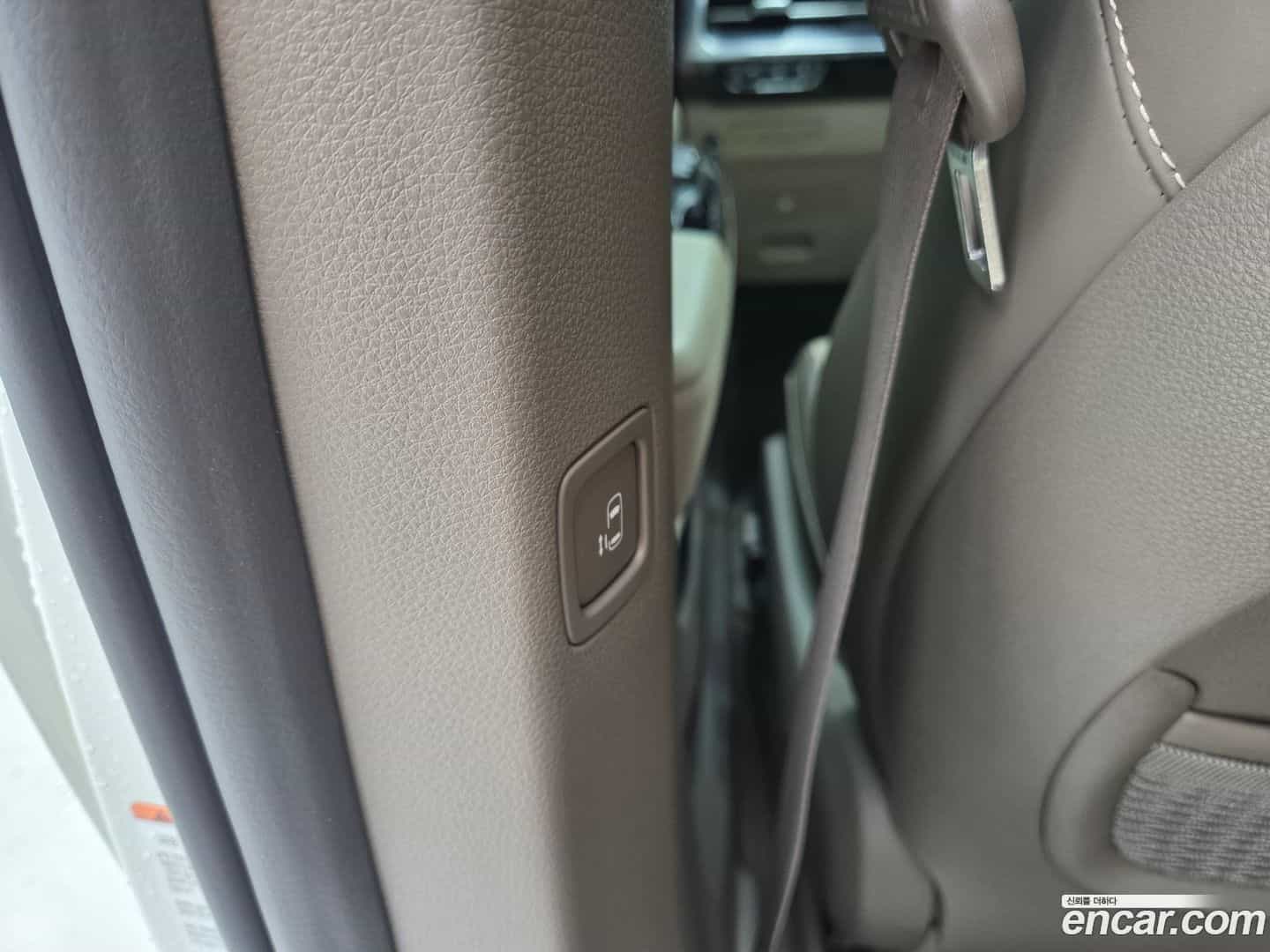 Canival Kia 2023.3-OPTION-017