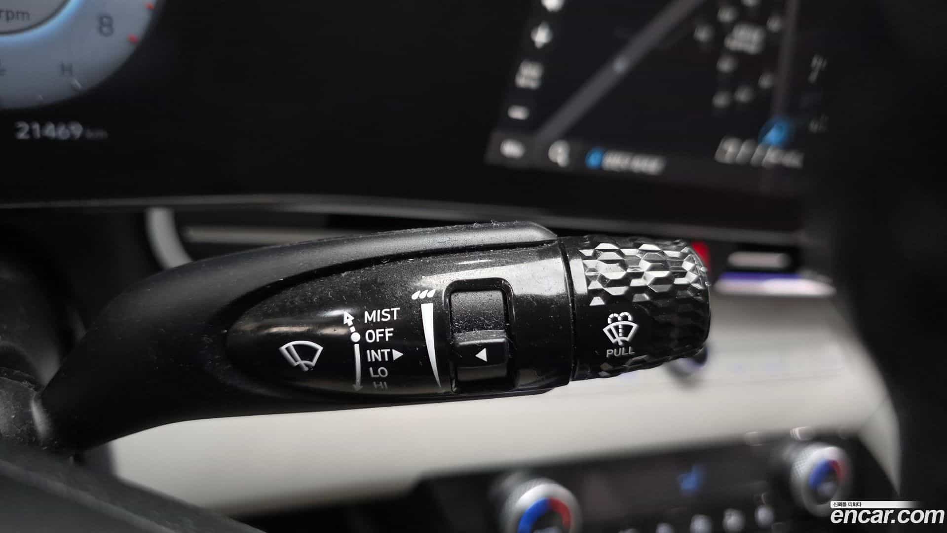 AVANTE Hyundai 2022.8-OPTION-040