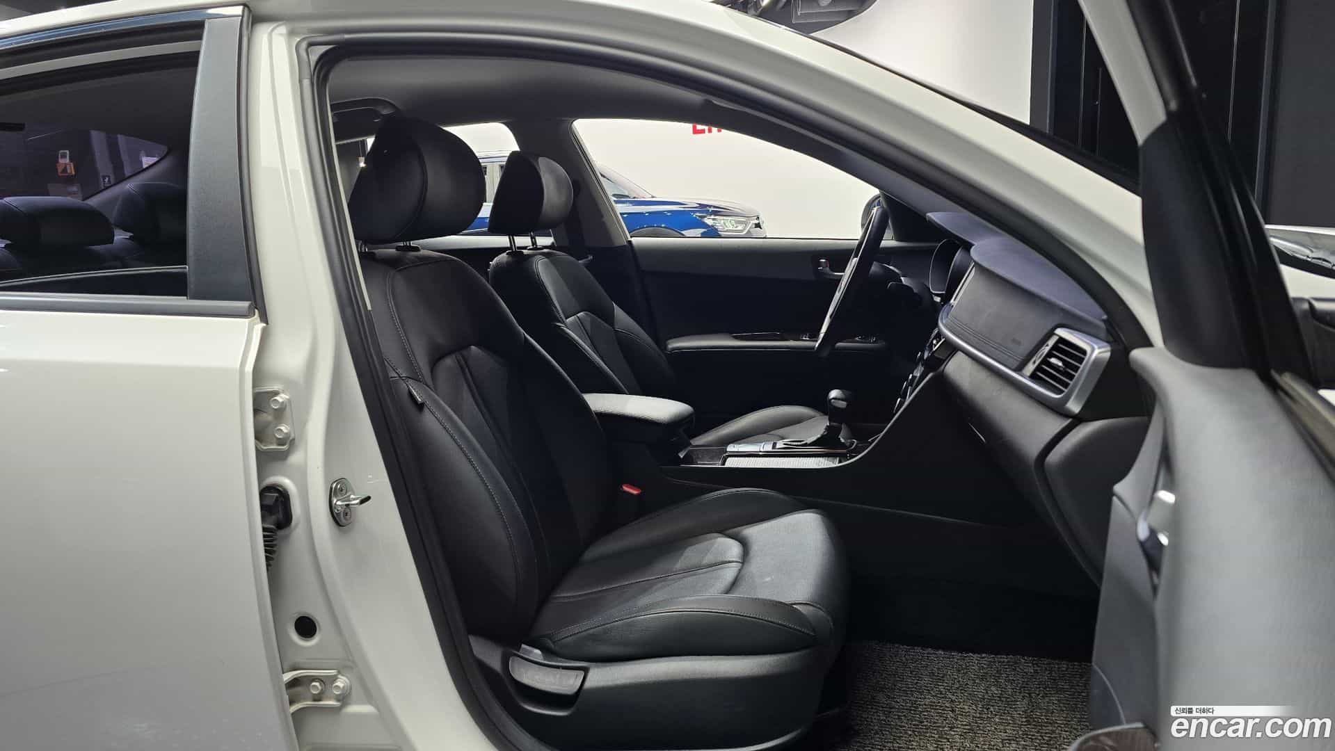 K5 Kia 2017.8-INNER-036