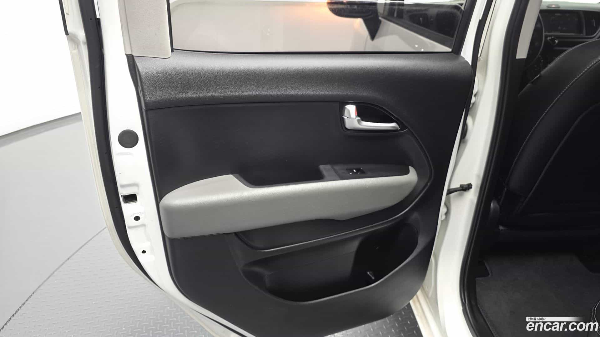 RAY Kia 2024.11-INNER-035