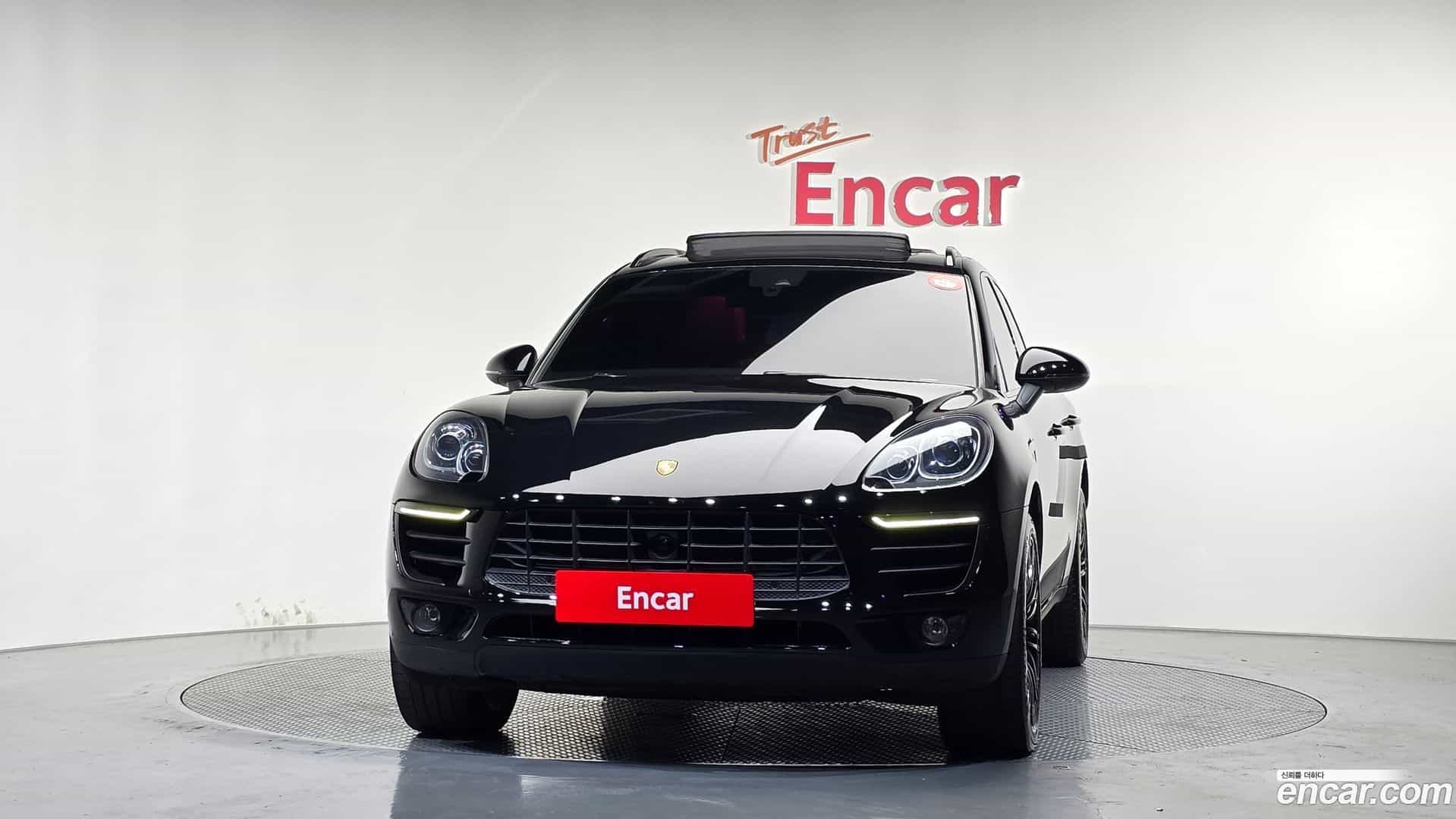 Macan Porsche 2015.0-OUTER-003